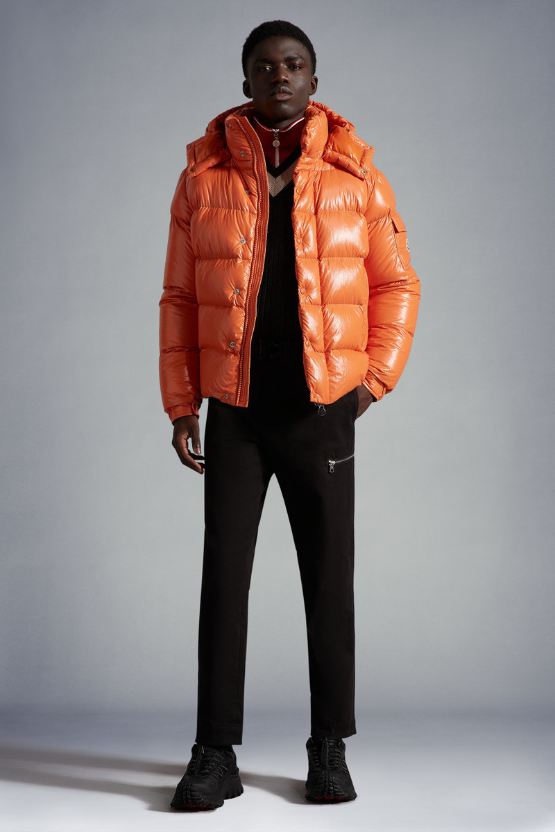 Moncler Moncler Maya 70 Short Down Jacket outlook