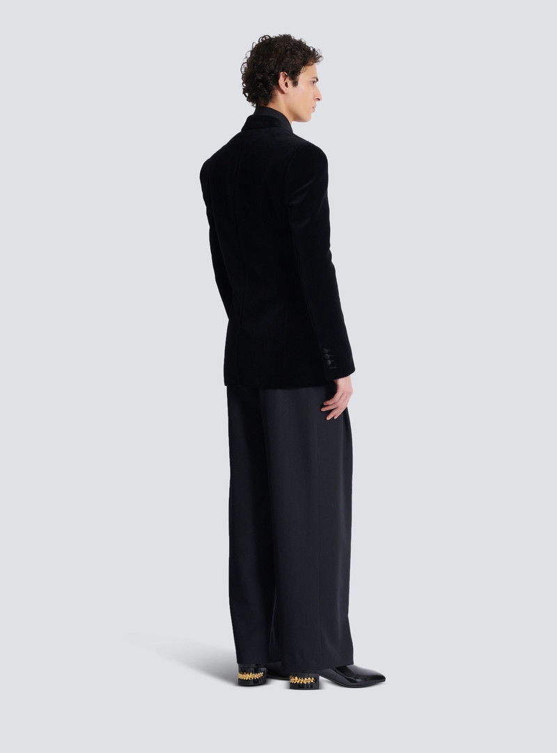 Velvet jacket with embroidered collar 4