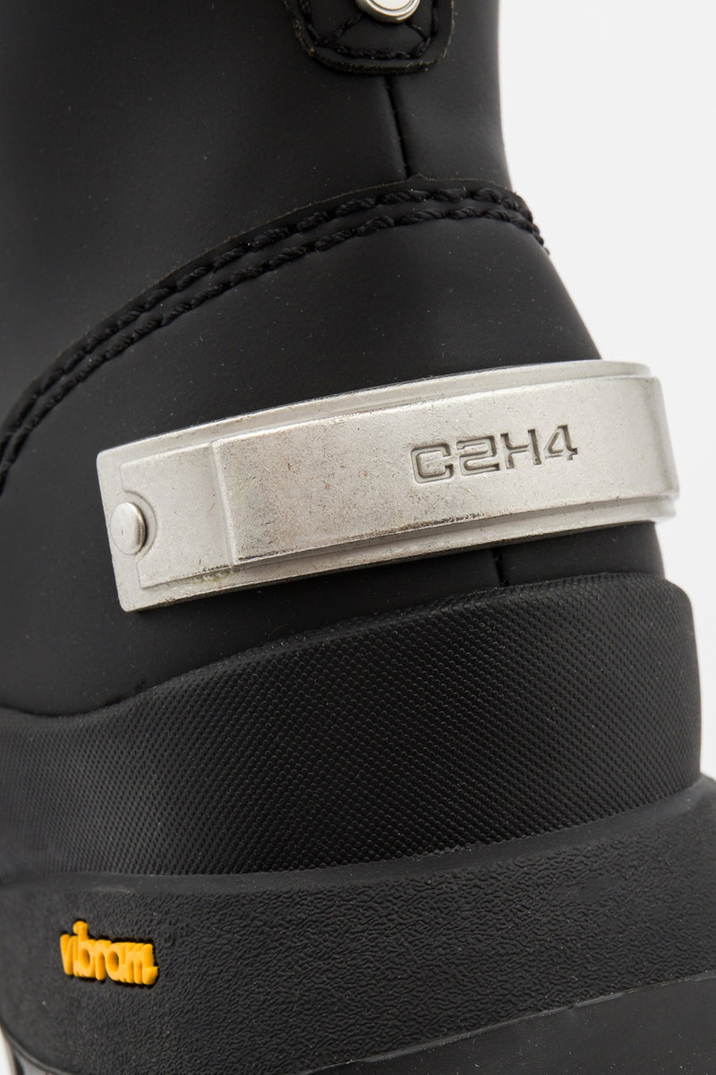 Boson Alpha Boots in Black 5