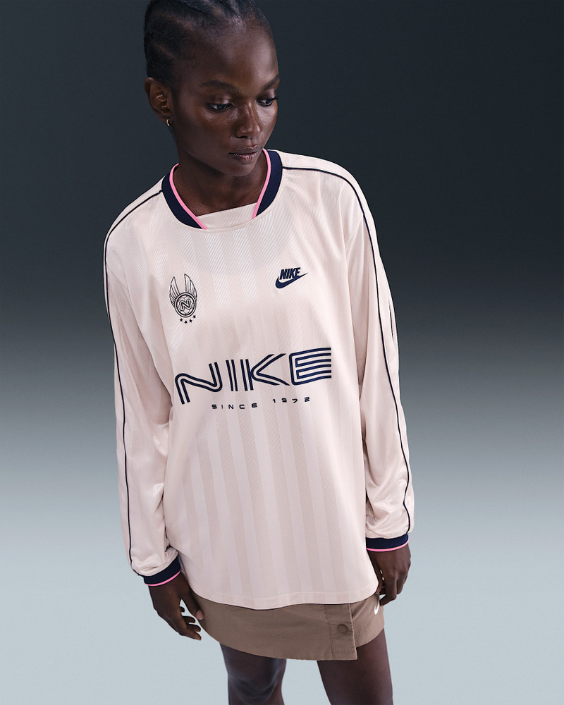 Nike Sportswear Women's Long-Sleeve Jersey Top - 1
