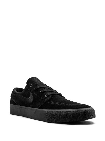 Nike SB Zoom Janoski RM sneakers outlook