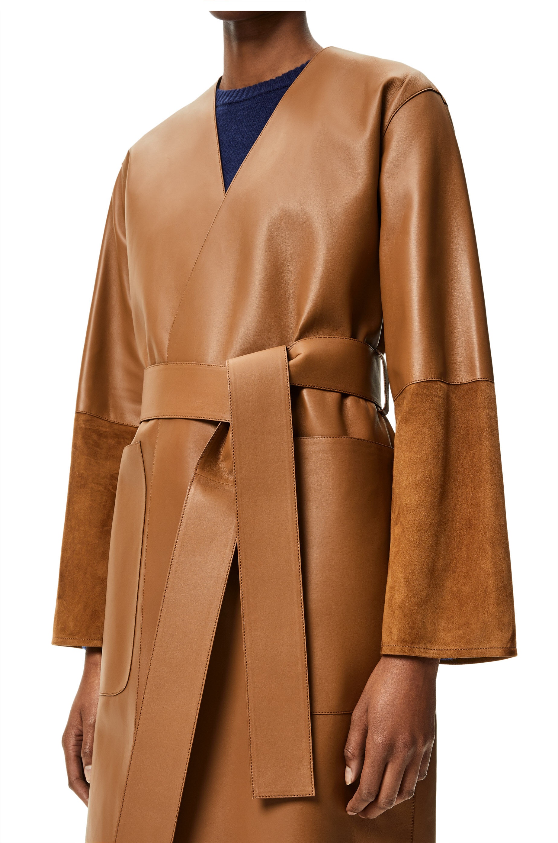 Collarless short belted coat in nappa and suede - 5