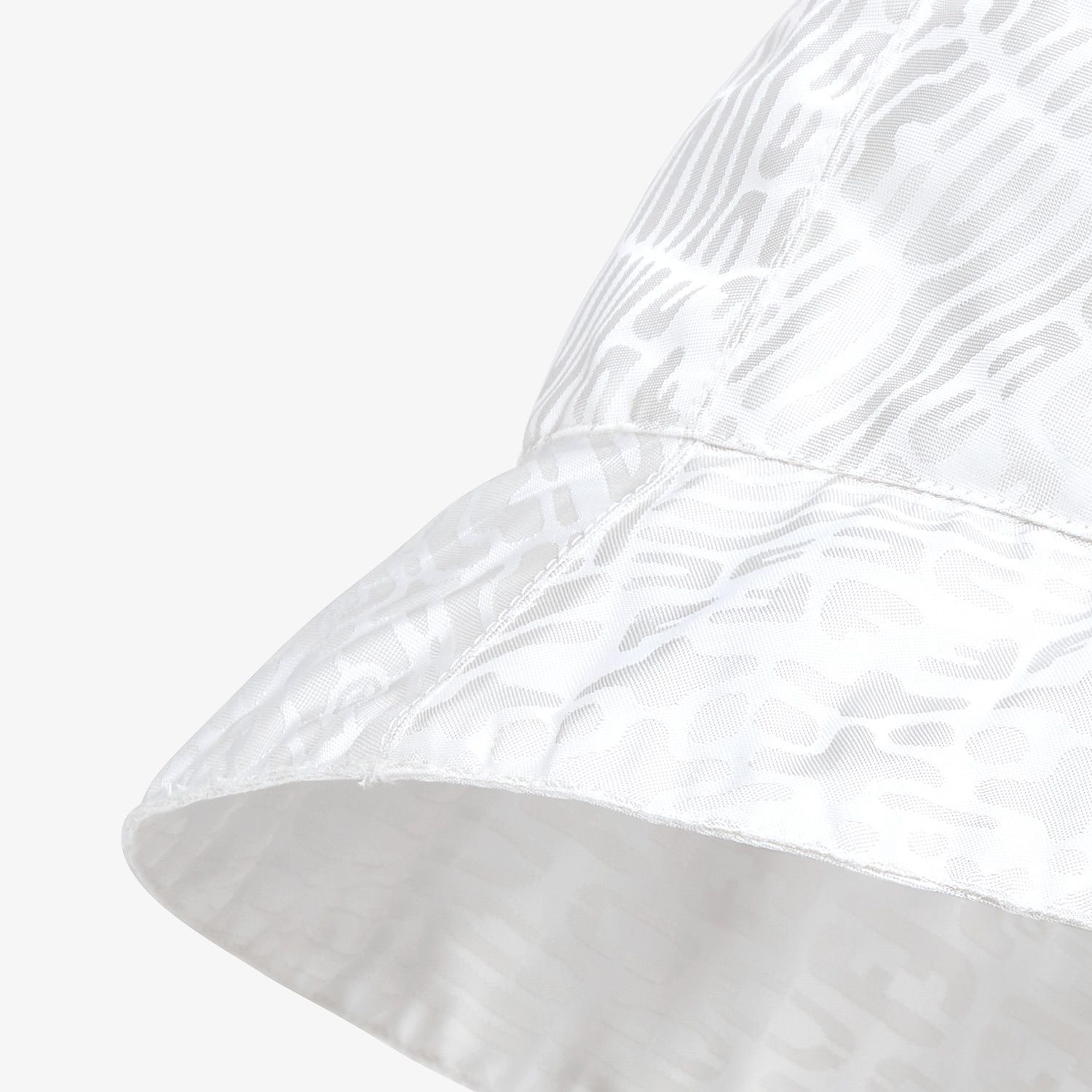 White tech fabric bucket hat - 2