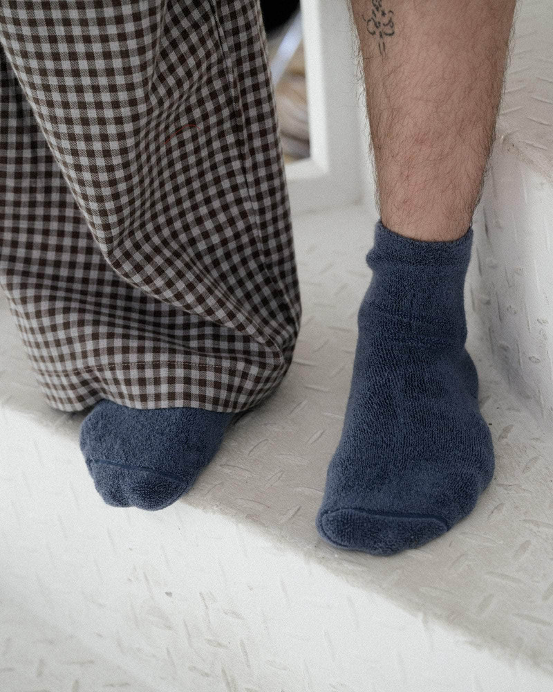 Buckle Overankle Socks - Textured Organic Cotton 3