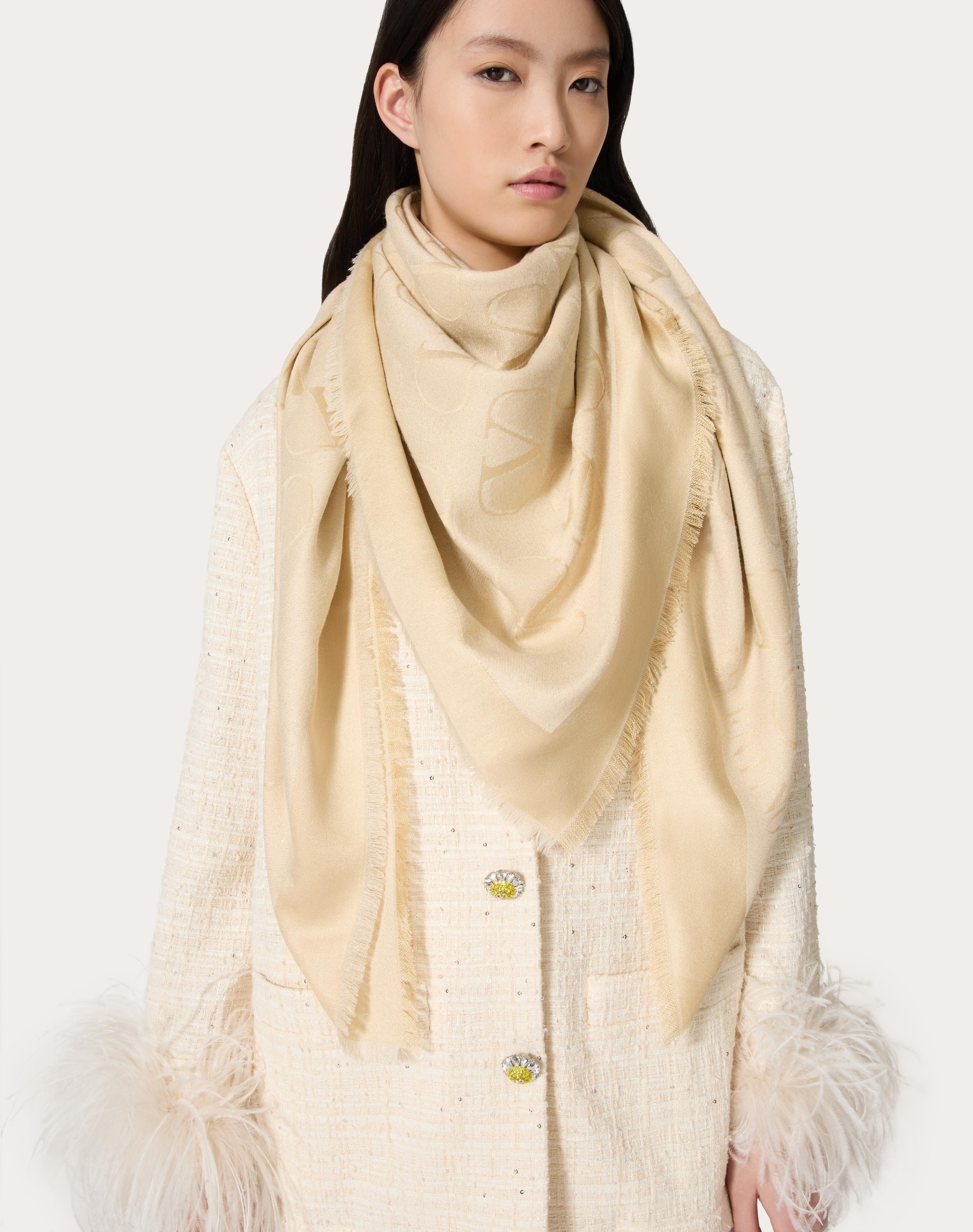 VLOGO SIGNATURE SHAWL IN SILK, WOOL AND LUREX - 4