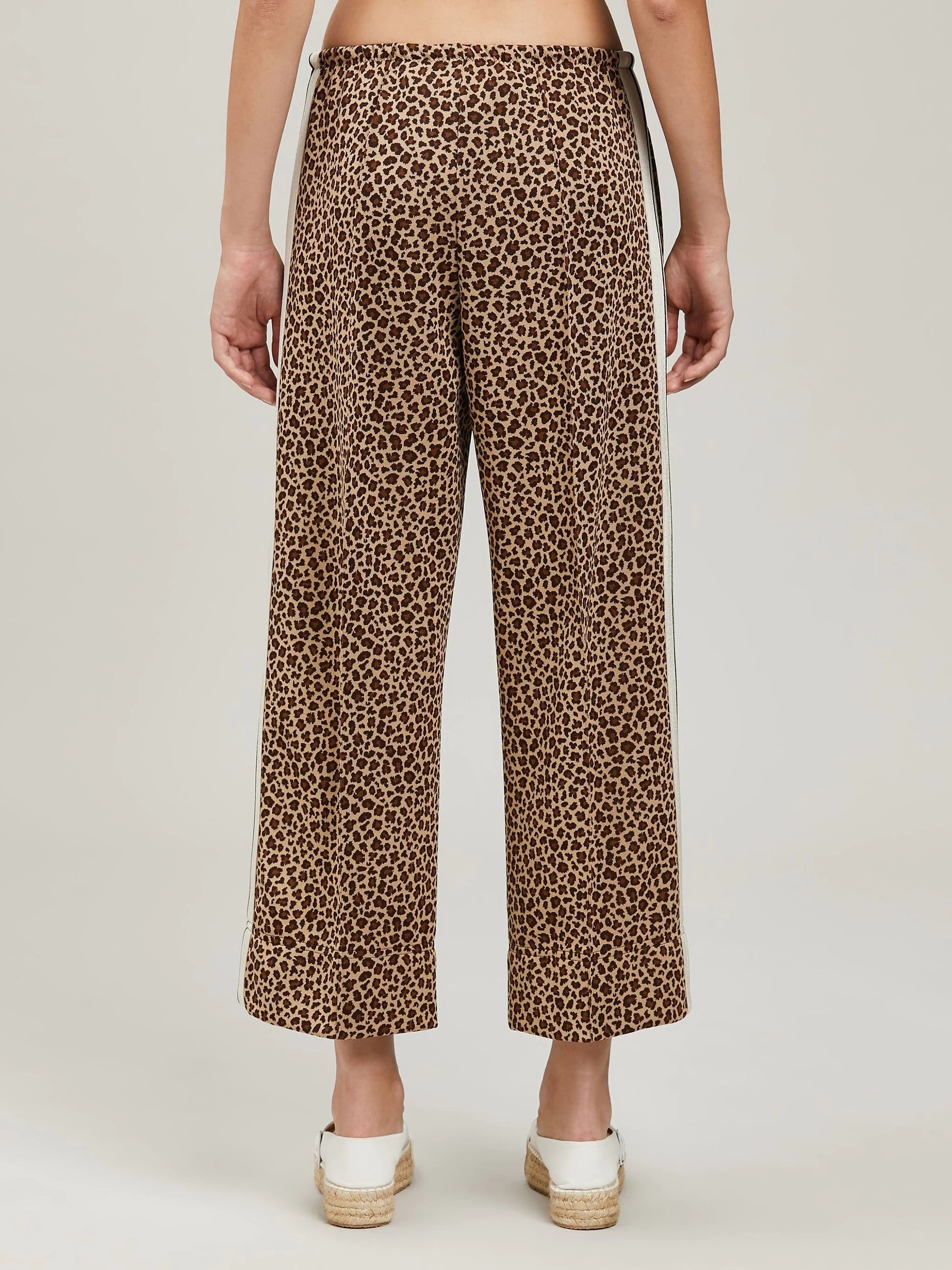 LEOPARD CROPPED PANTS - 6