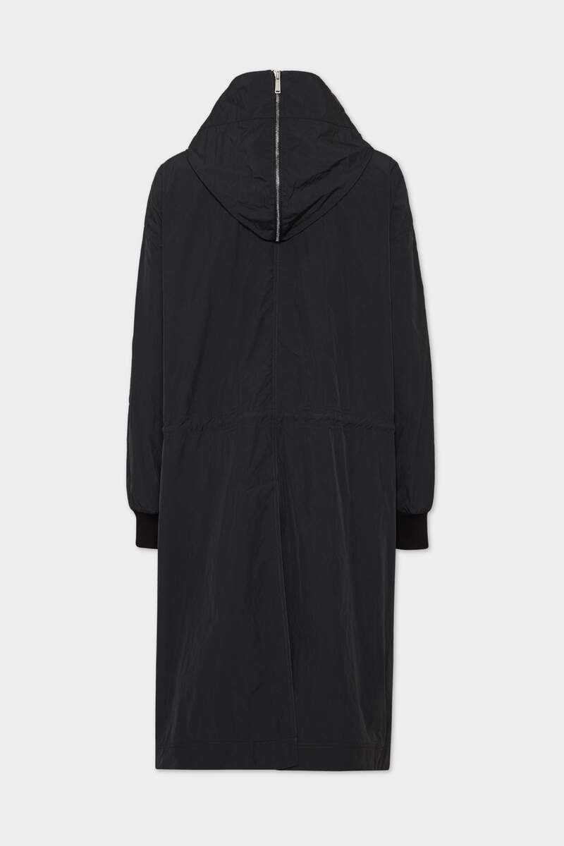 DSQUARED2 SUPERLIGHT OVERSIZED SUPER BIG PARKA outlook
