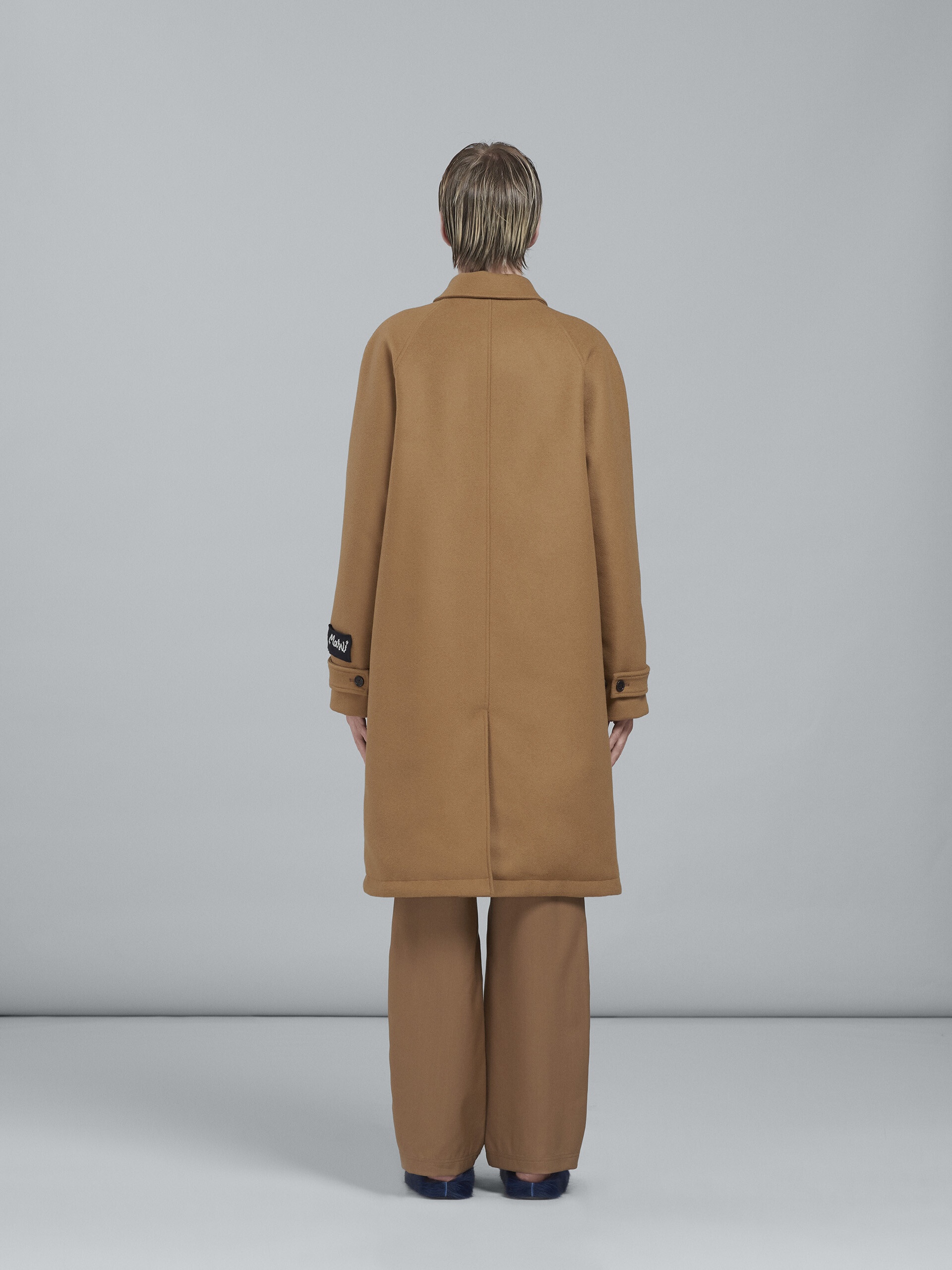 LIGHT WOOL FELT COAT - 3