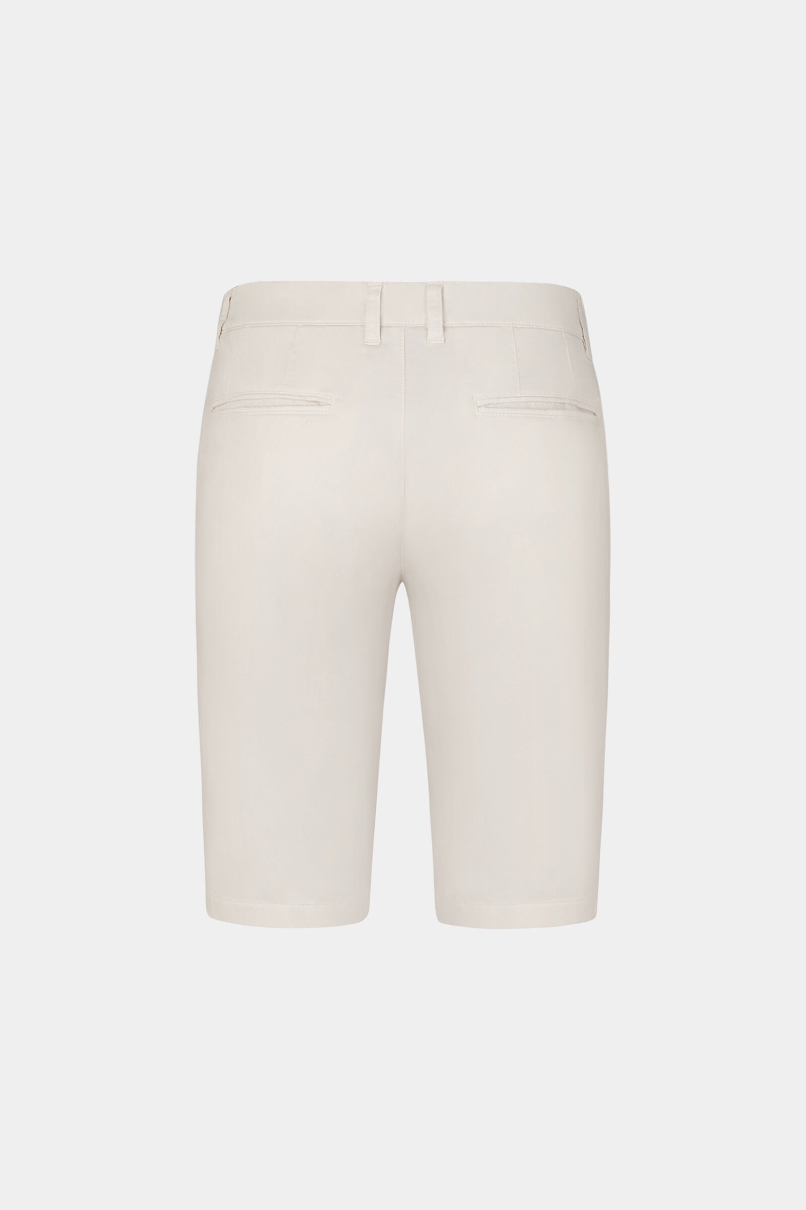 Miami Shorts in Off-white - 6