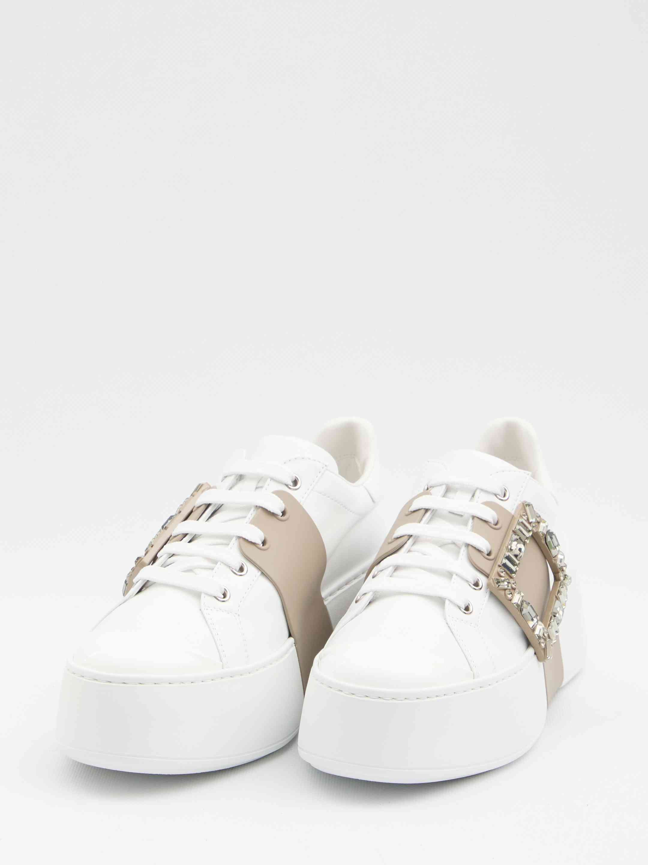 Roger Vivier Women Viv' Skate Sneakers In Leather




Chiedi A Chatgpt - 2