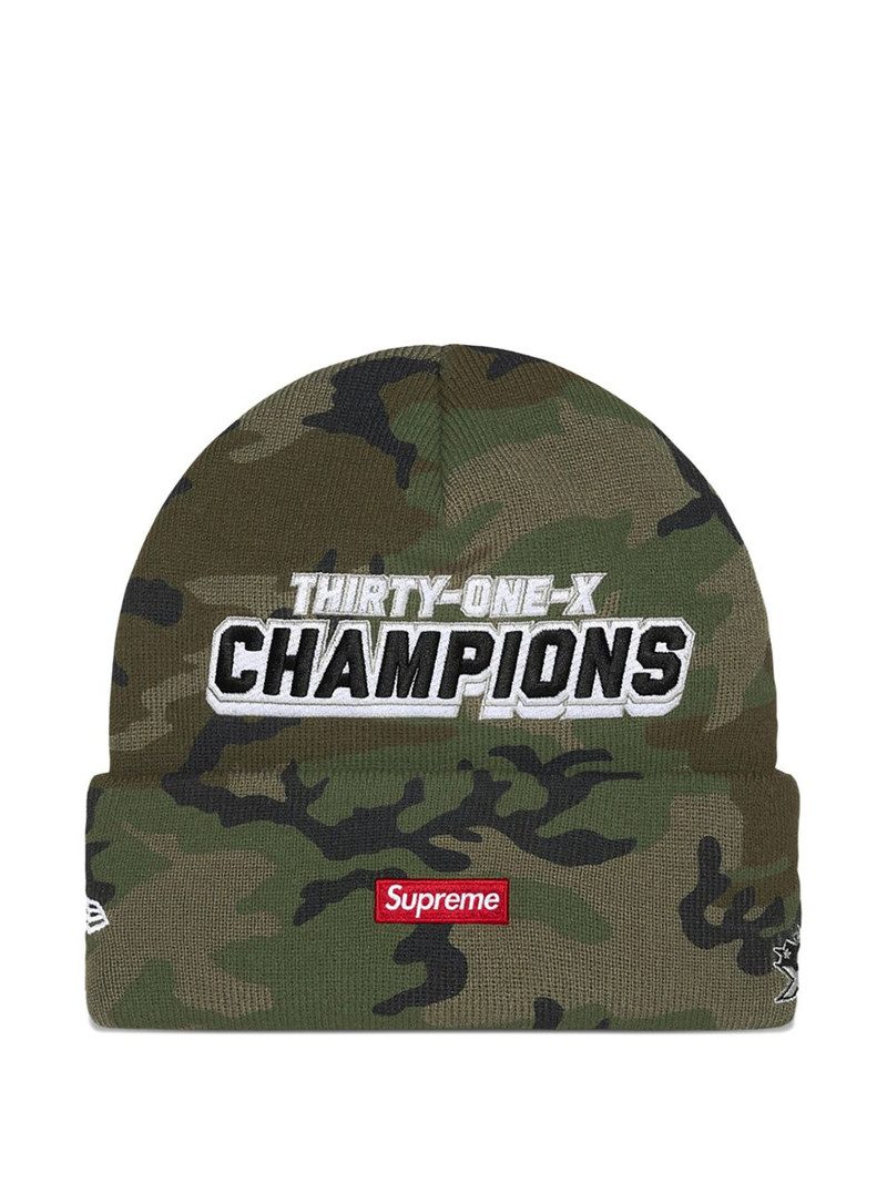 Supreme camouflage applique beanie outlook