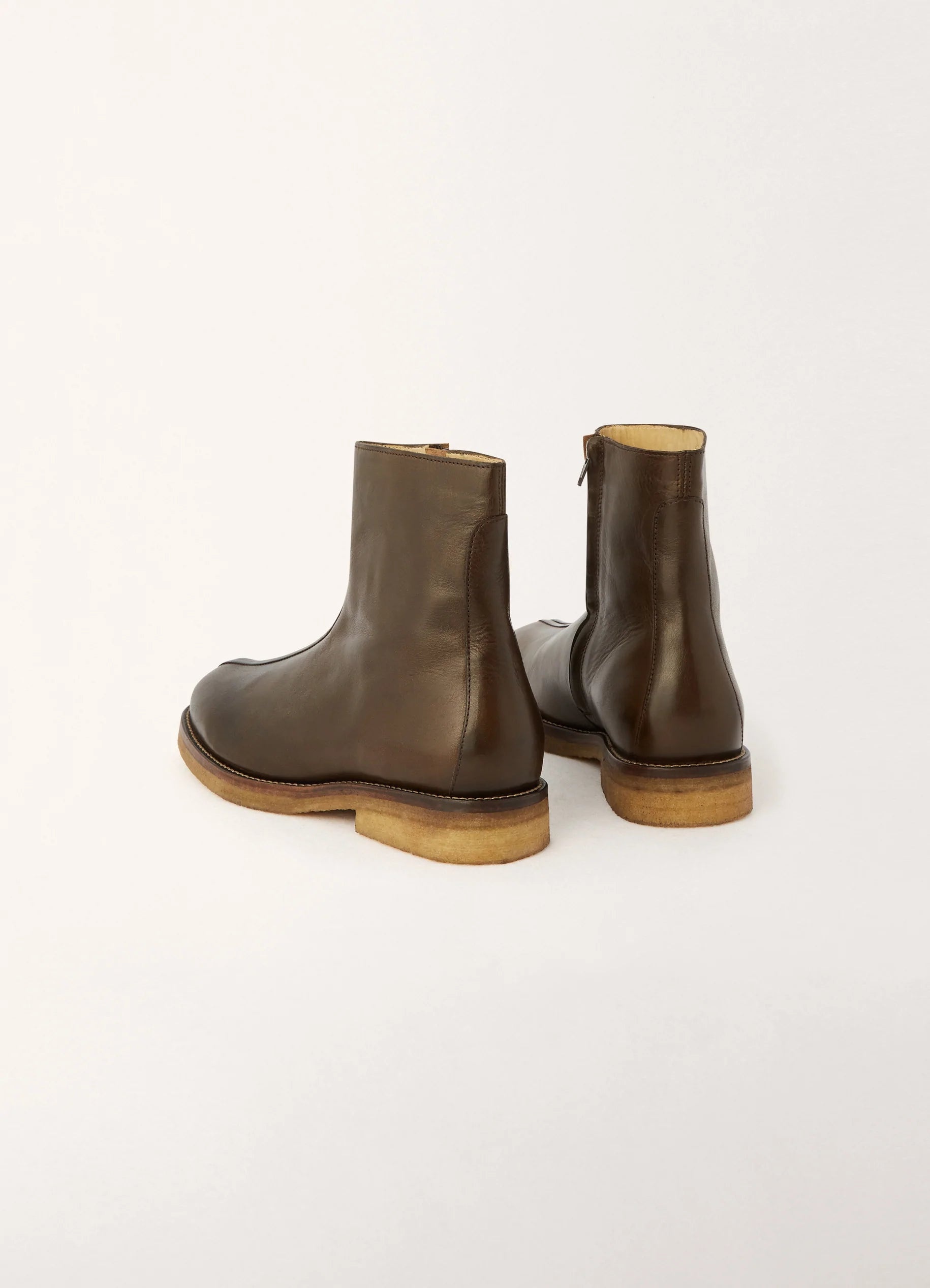 BOOTS
VEGE TANNED LTH - 4