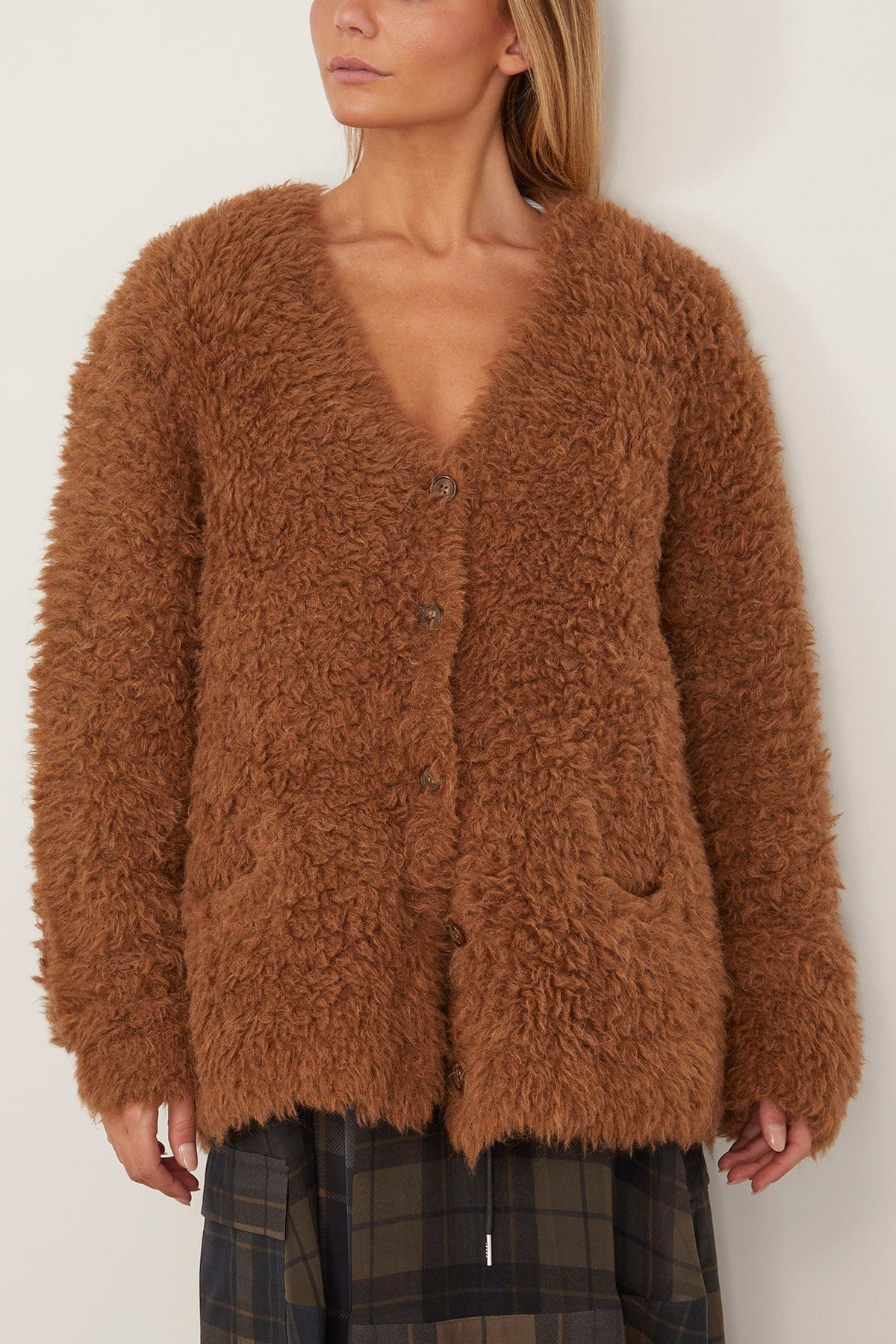 Fluffy Boyfriend Cardigan in Brown - 3