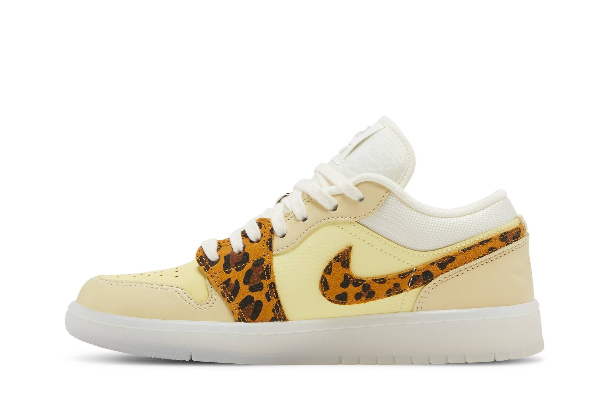 Wmns Air Jordan 1 Low 'SNKRS Day' - 3