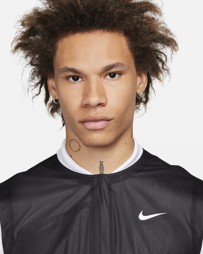 Nike Storm-FIT ADV Men's Golf Vest 3