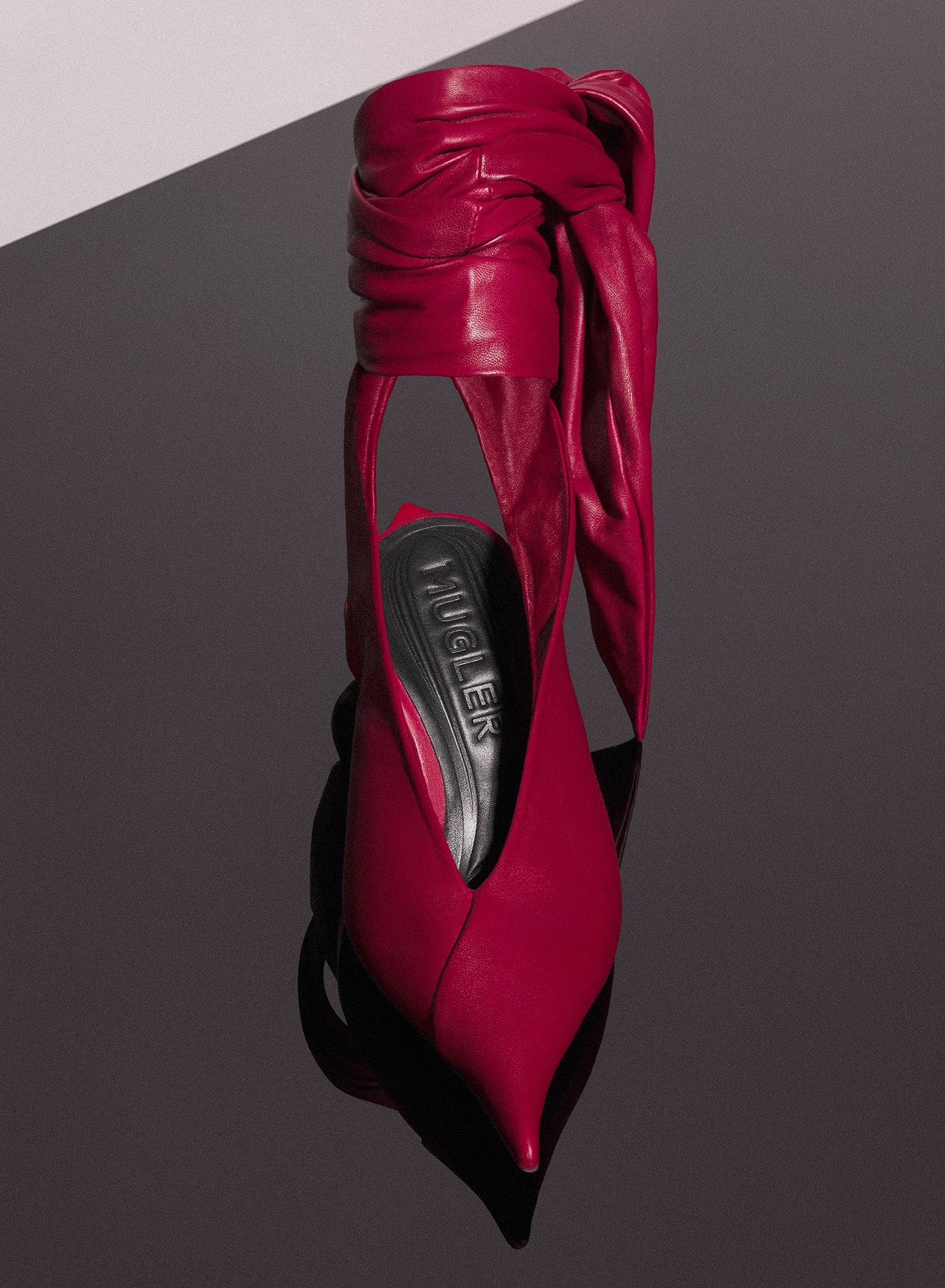 red leather knot fang flat mules - 2