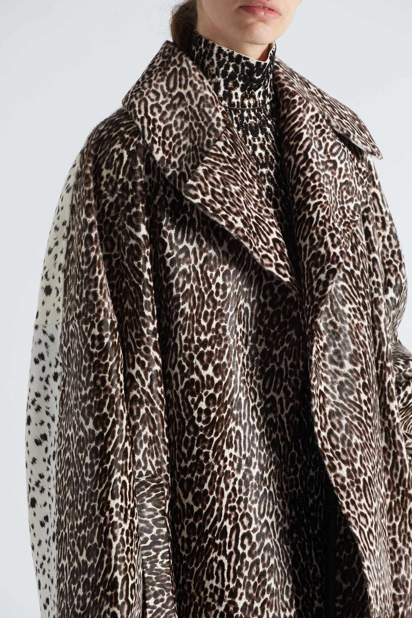 Leopard-print calf hair coat - 6