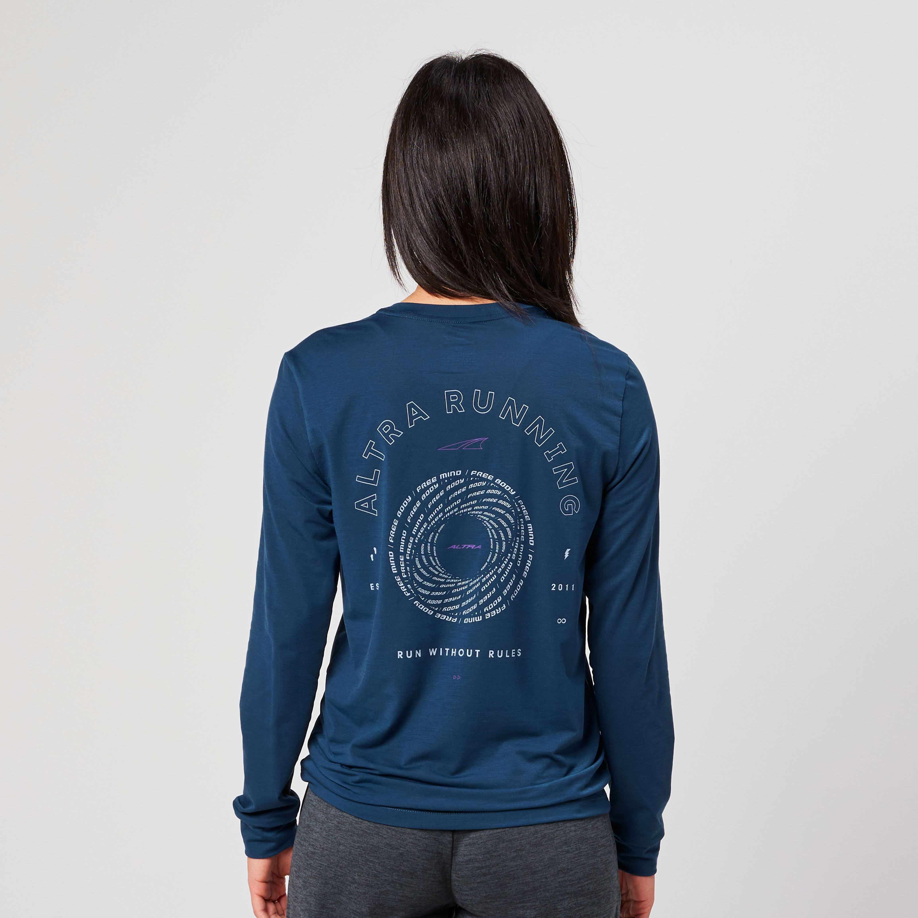 Women's Everyday Performance Long Sleeve - 2