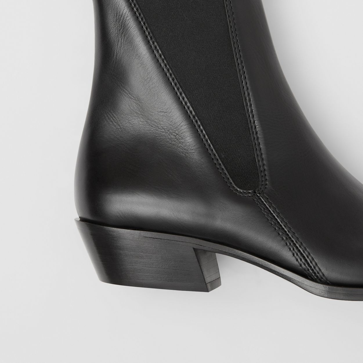 Leather Point-toe Chelsea Boots - 3