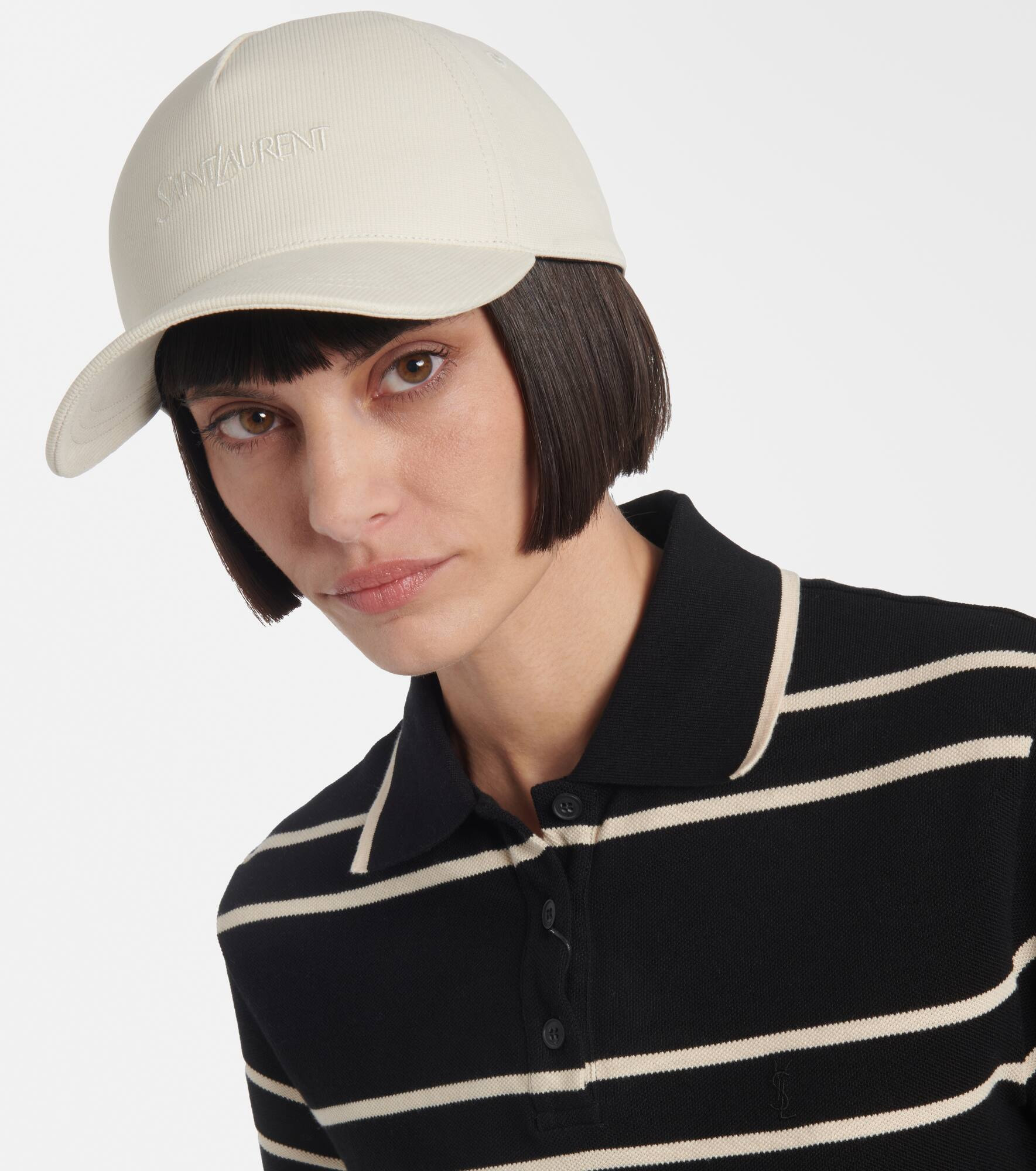 Embroidered baseball cap - 2