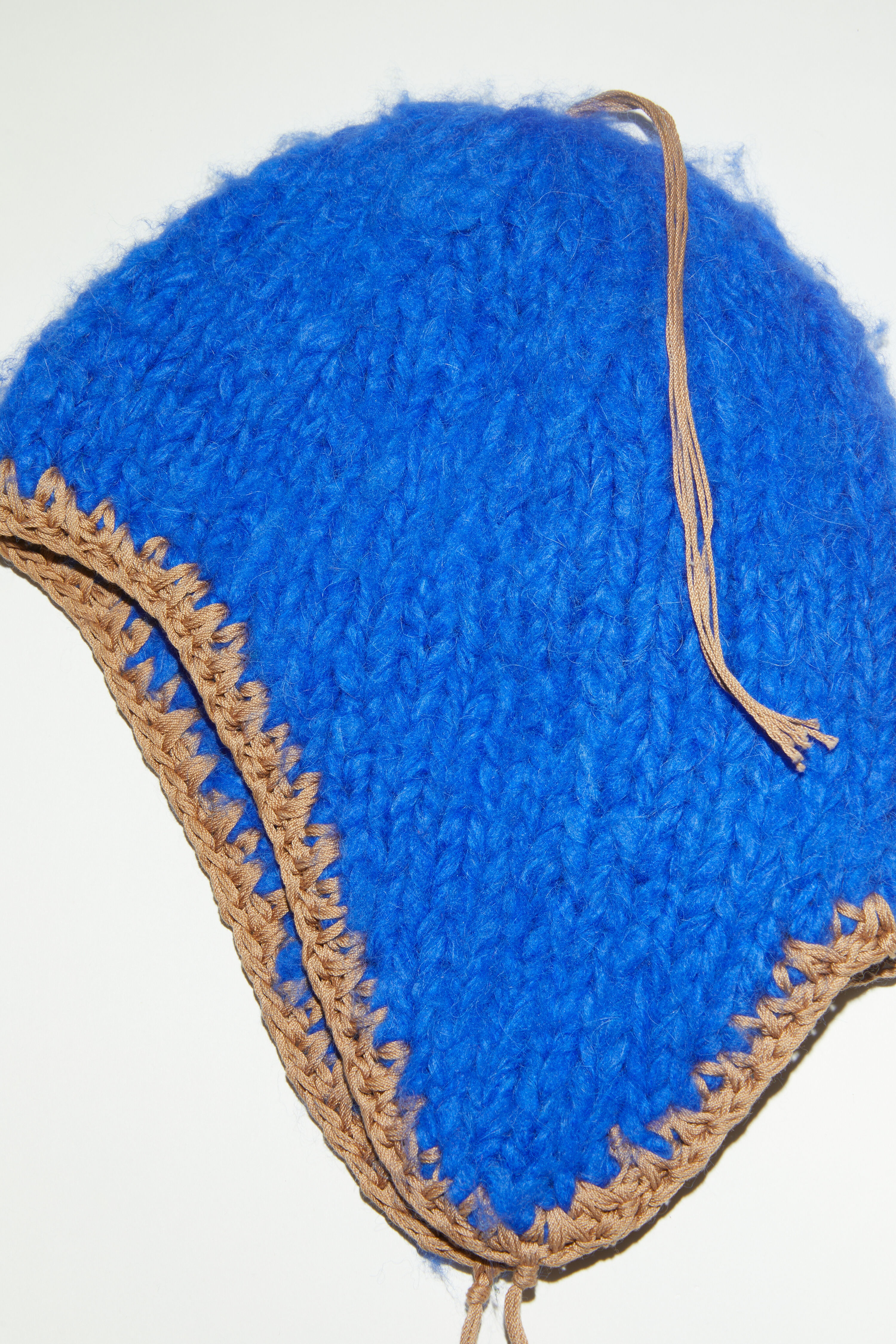 Hat with ear flaps - Deep blue - 4