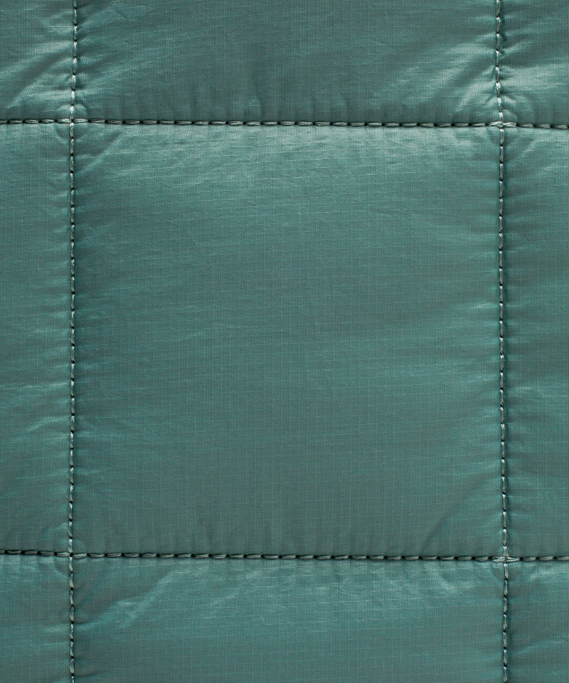 Quilted Grid Tote Bag 26L 6