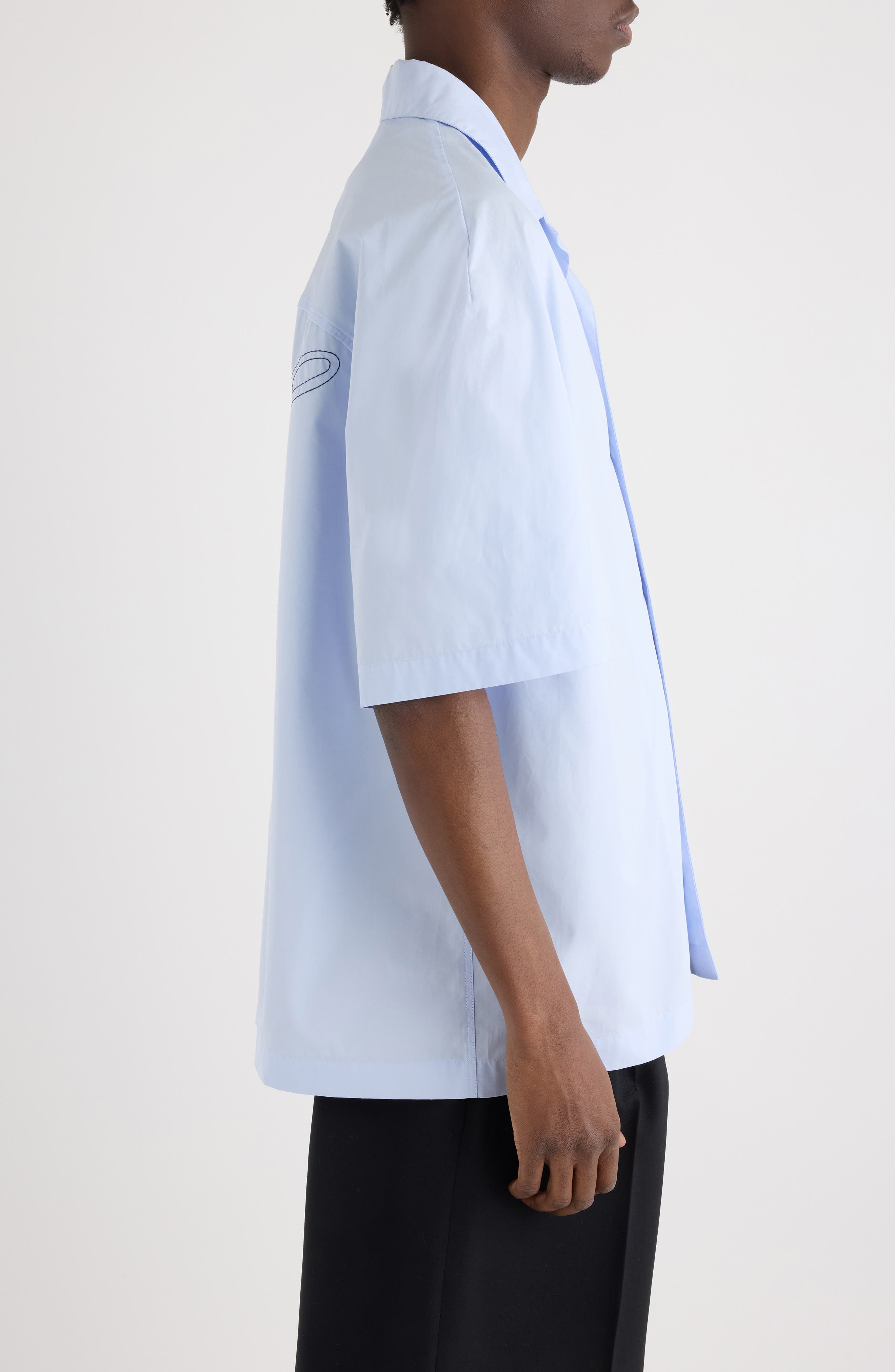 Jacquemus La Chemise Fonccio Embroidered Camp Shirt in J Signature Blue Embroide at Nordstrom - 4