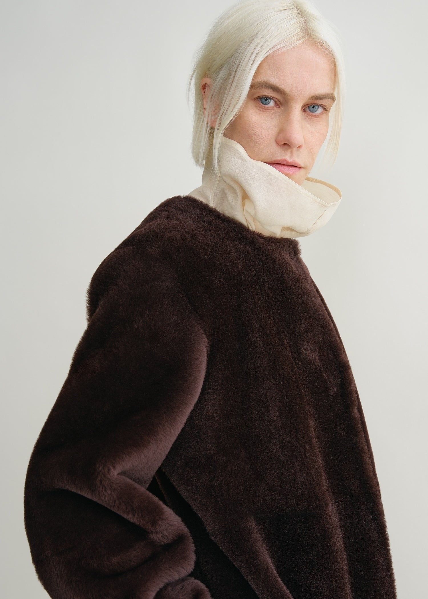 Soft shearling coat bark - 5