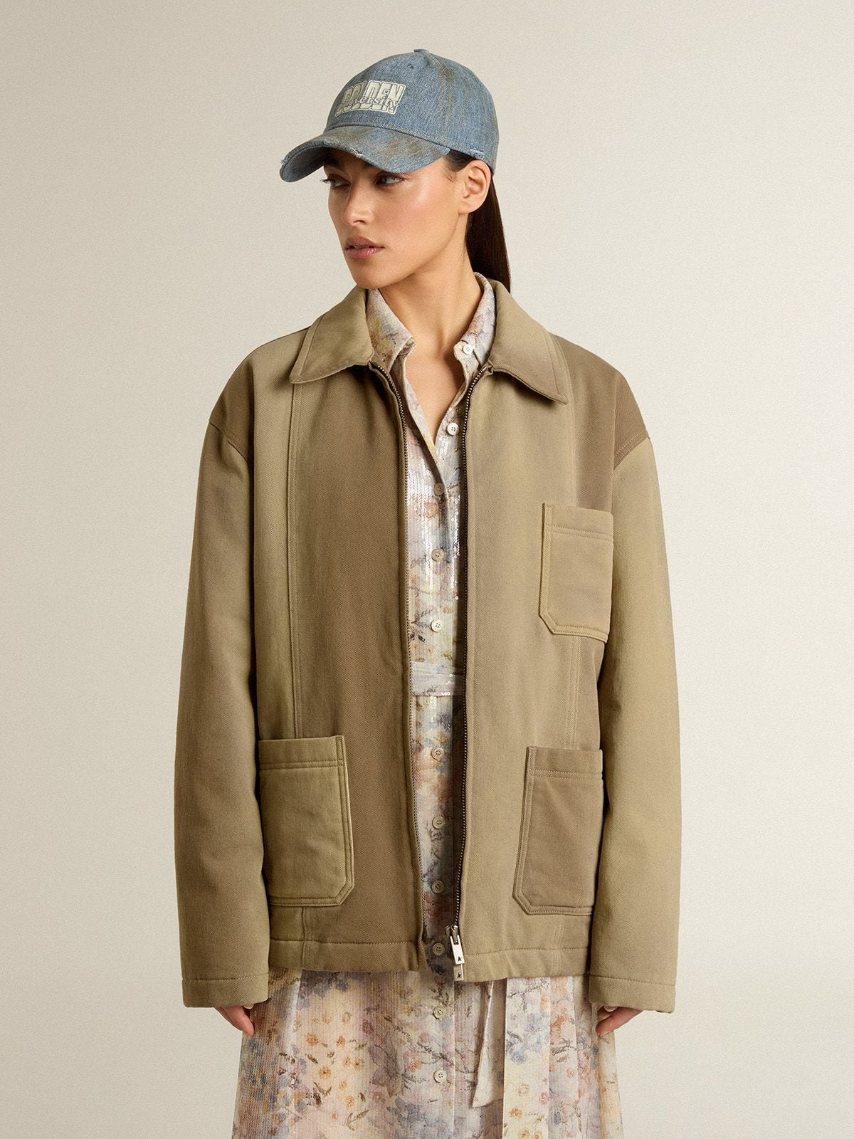 Unisex padded jacket in shades of khaki - 2