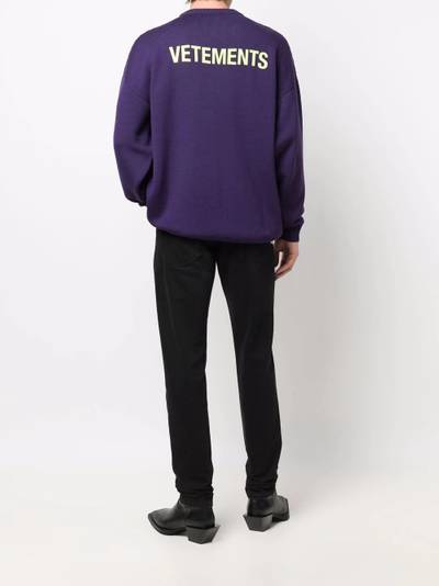 VETEMENTS logo-print oversized sweater outlook