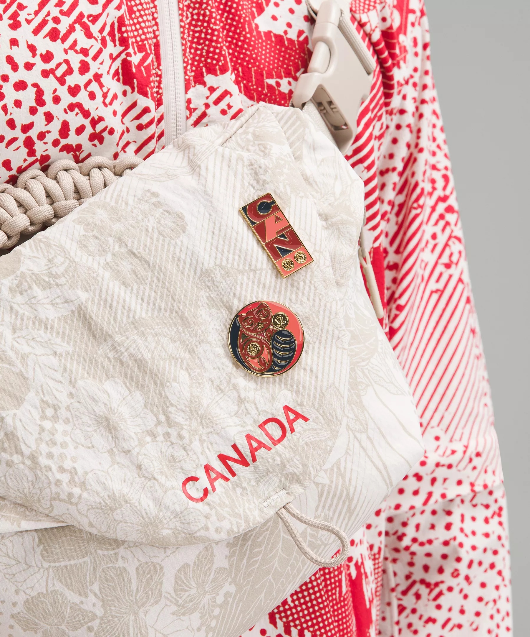Team Canada Collectible Pins 2 Pack *CPC Logo - 2