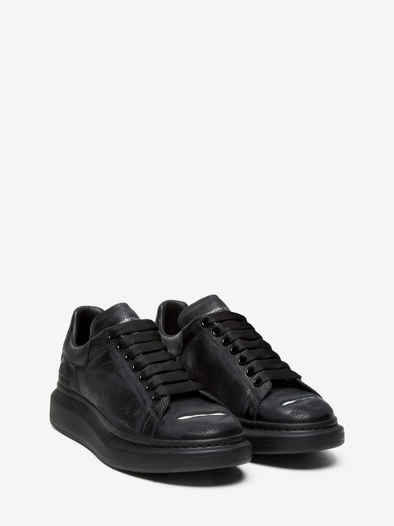 Men's Oversized Sneaker in Black 2