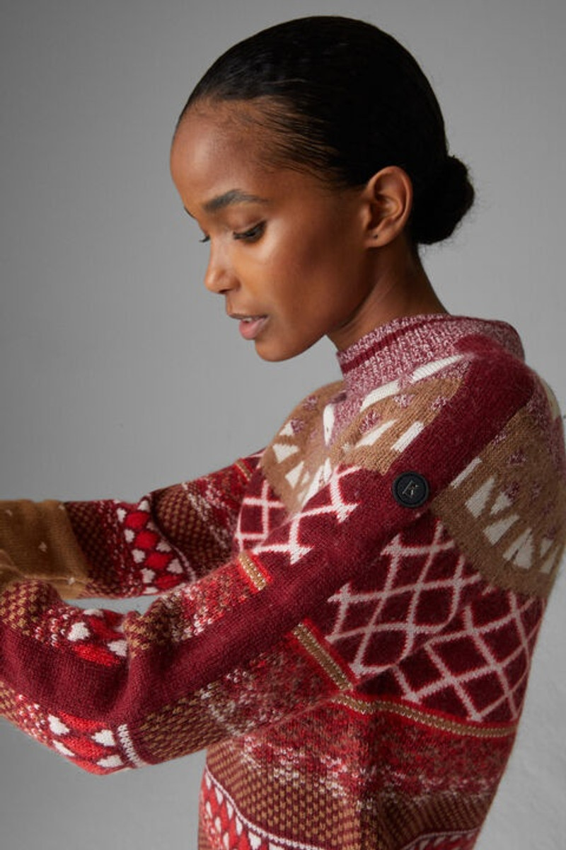 Annette knit sweater in Red/Camel 5