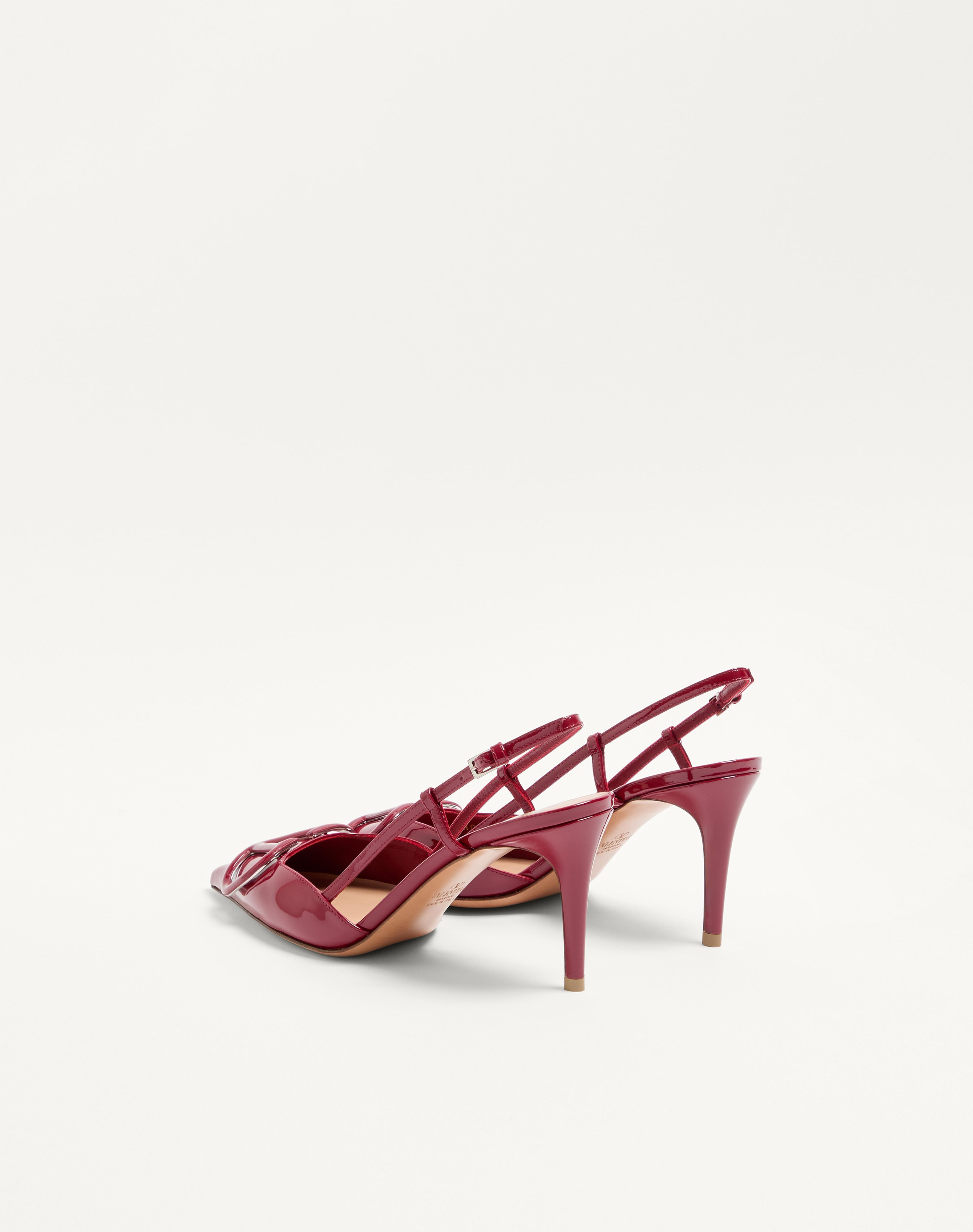 VLOGO SIGNATURE PATENT LEATHER SLINGBACK PUMP 80MM / 3.15 IN. - 4