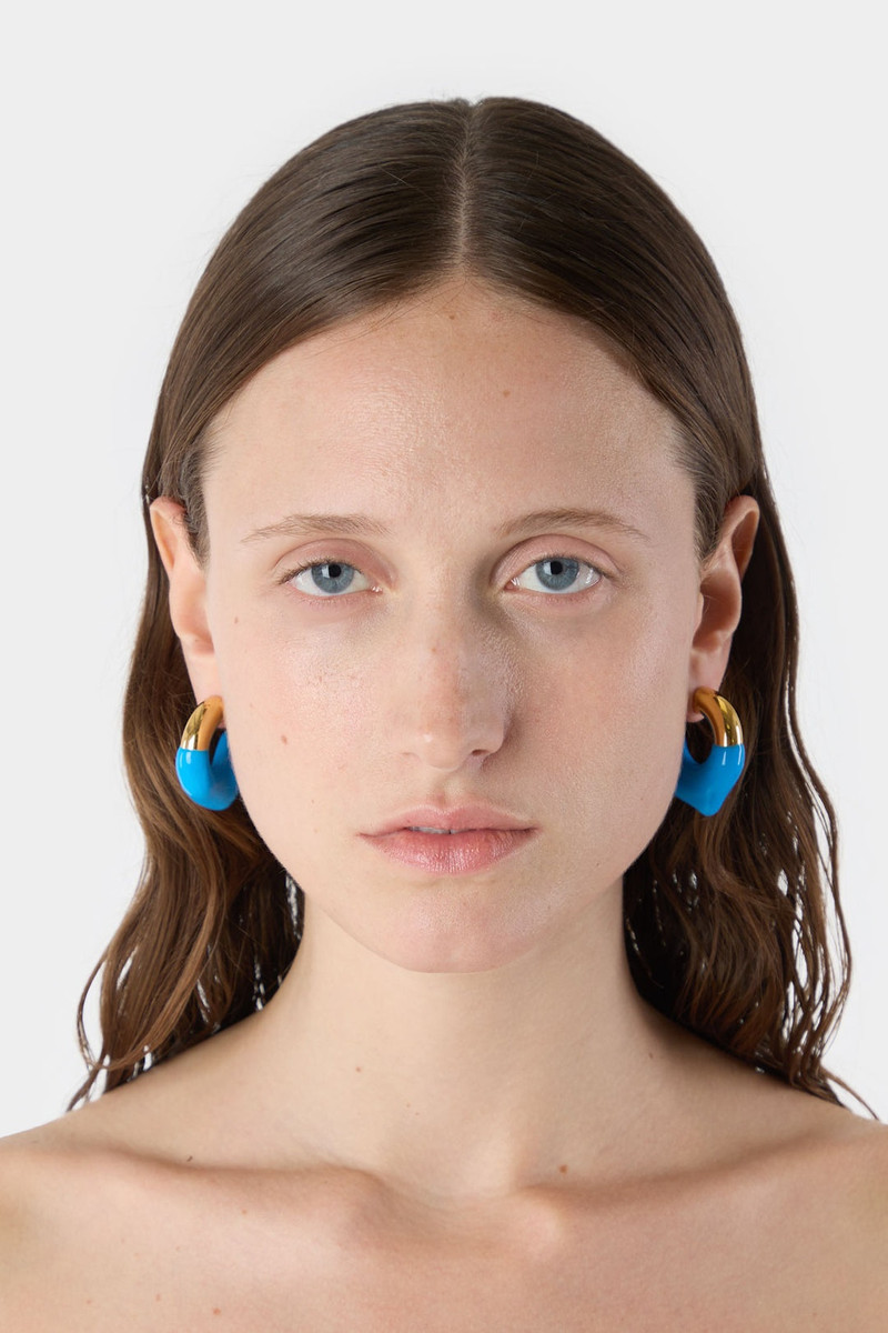 SUNNEI SMALL RUBBERIZED EARRINGS GOLD / light blue outlook
