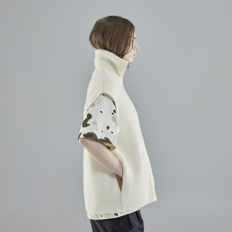 Vonarstræti Wool Vest (Unisex) 3