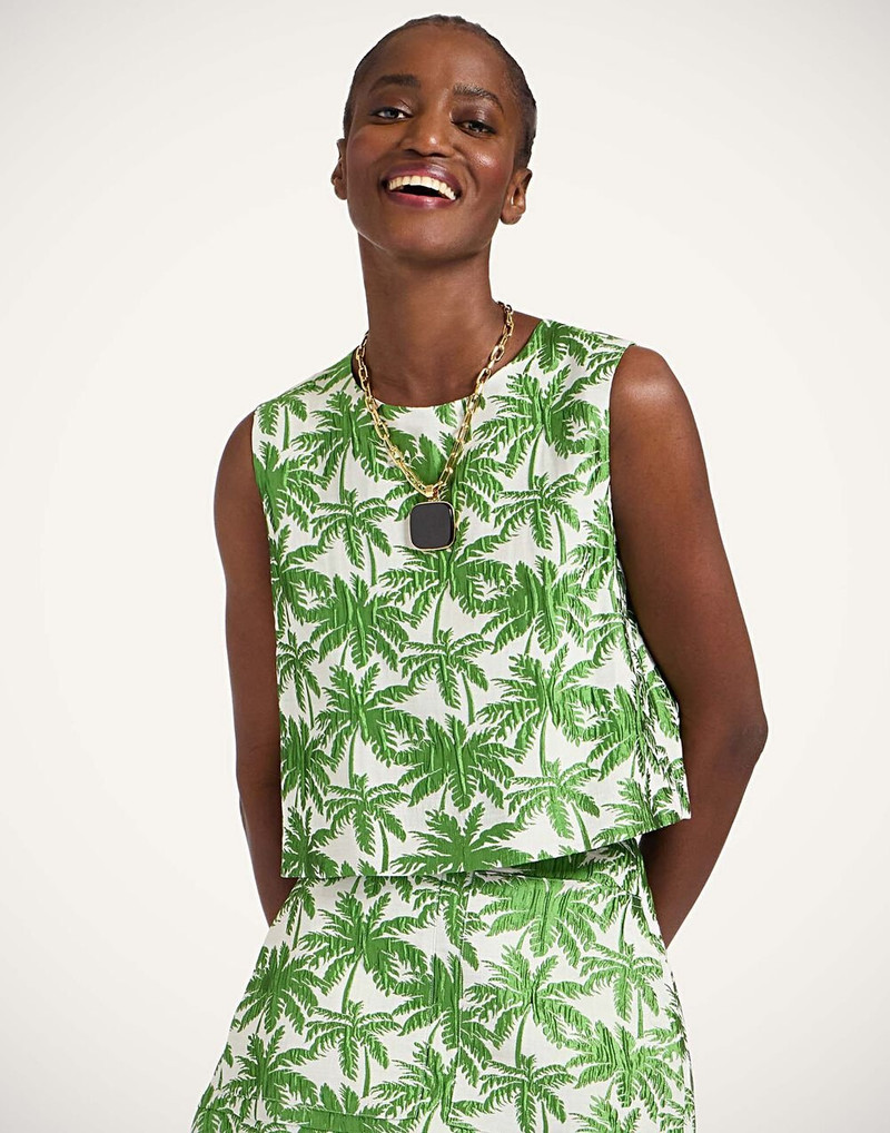 La DoubleJ Aria Top outlook