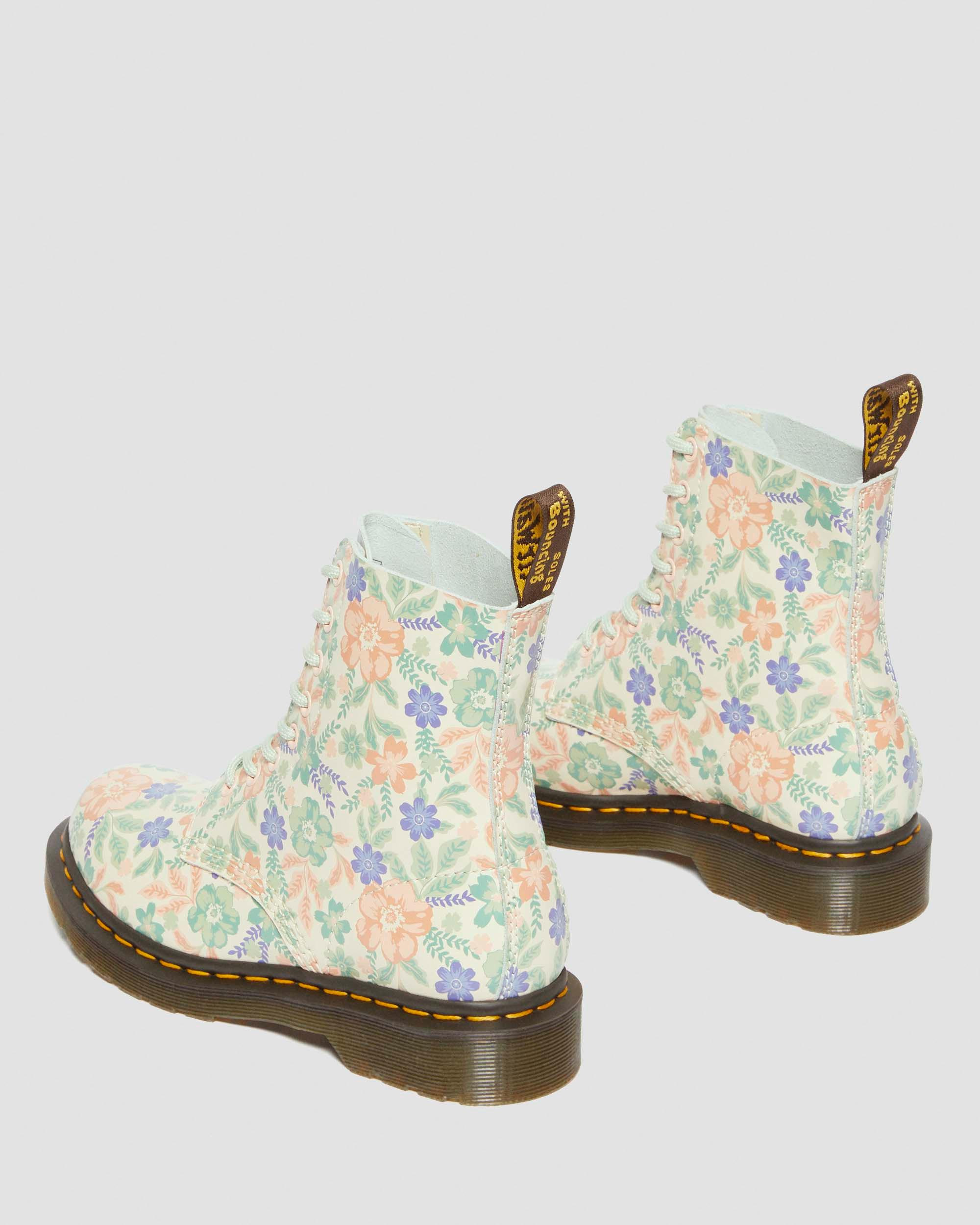 1460 Vonda Floral Reclaimed Leather Boots - 9
