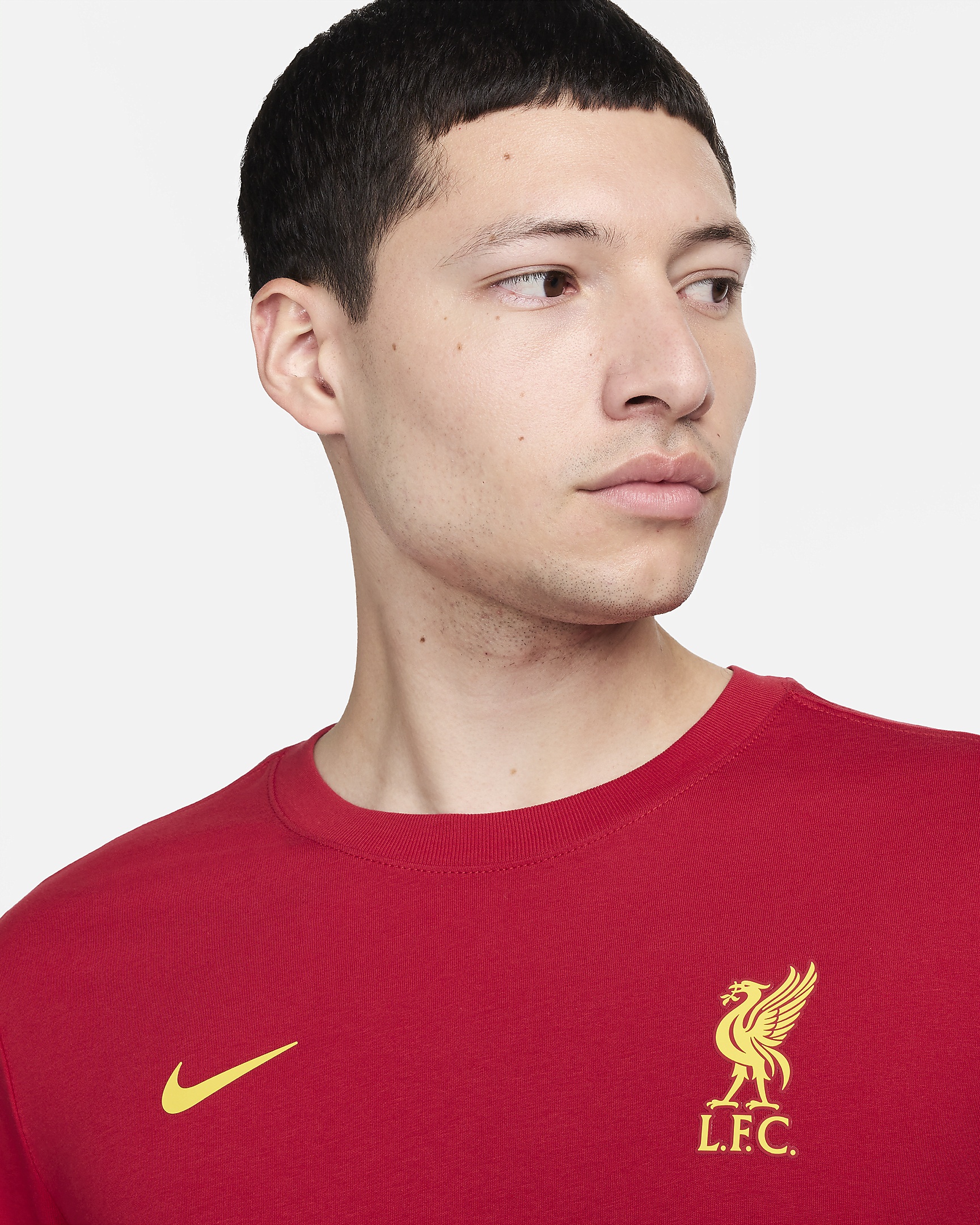 Liverpool FC Essential Nike Men's Soccer T-Shirt - 3