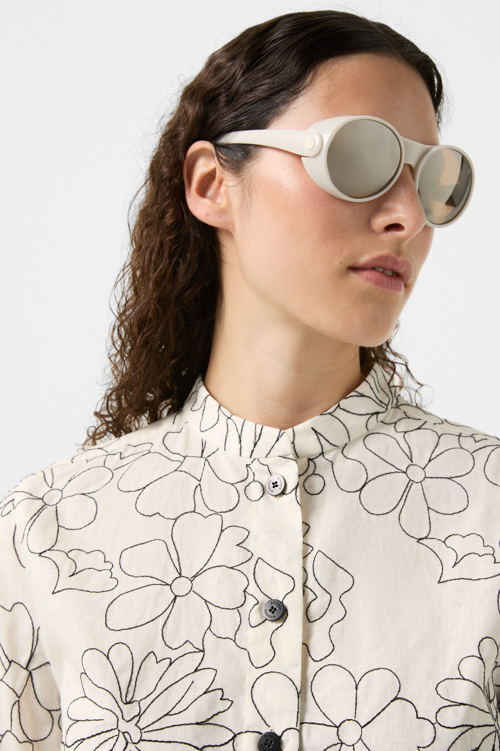 Blouse Chelsy in Off-White - 4