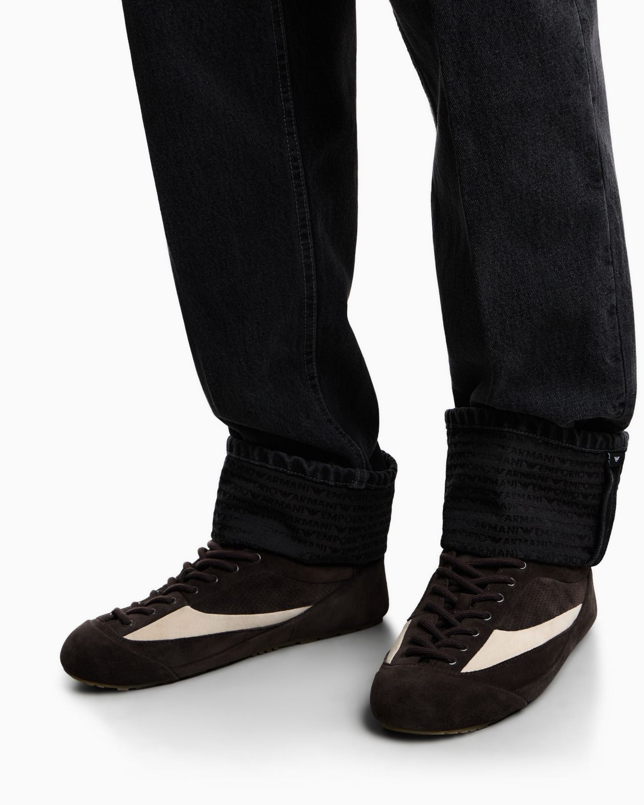 J73 LOOSE-FIT DENIM JEANS WITH LOGO TURN-UPS - 5