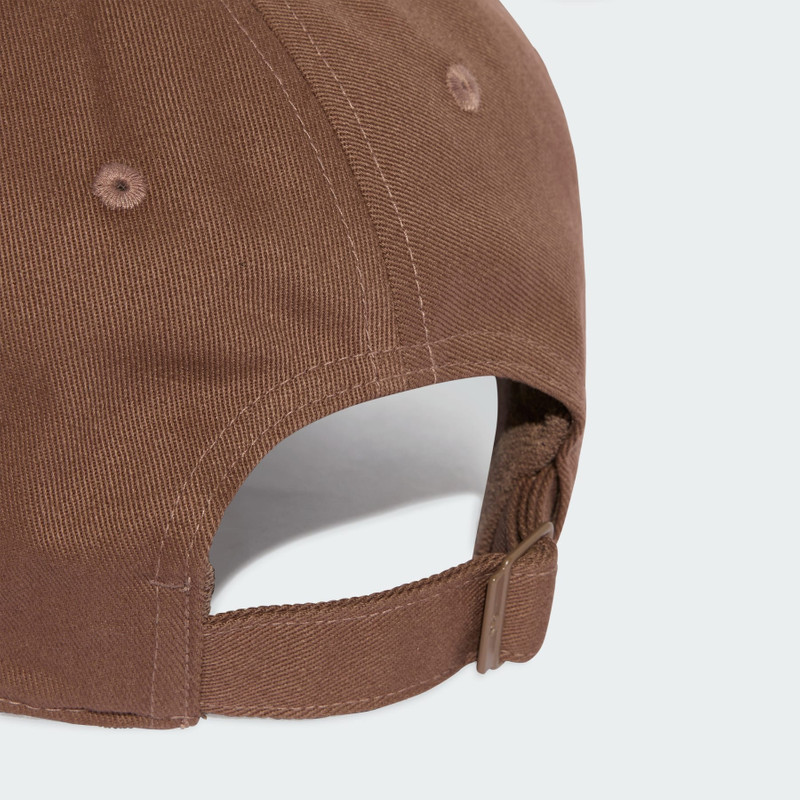 Everyday Icons Cap With Tonal Metal Trefoil 3