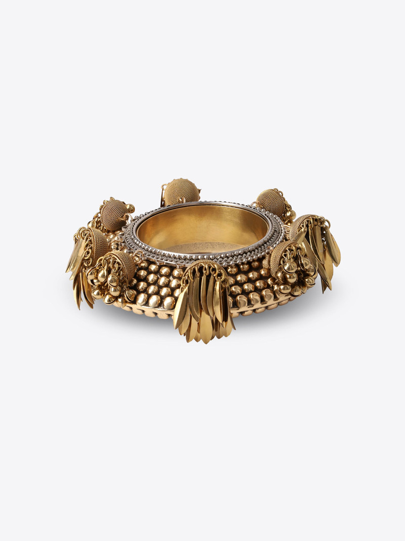 EMBELLISHED CUFF BRACELET 1