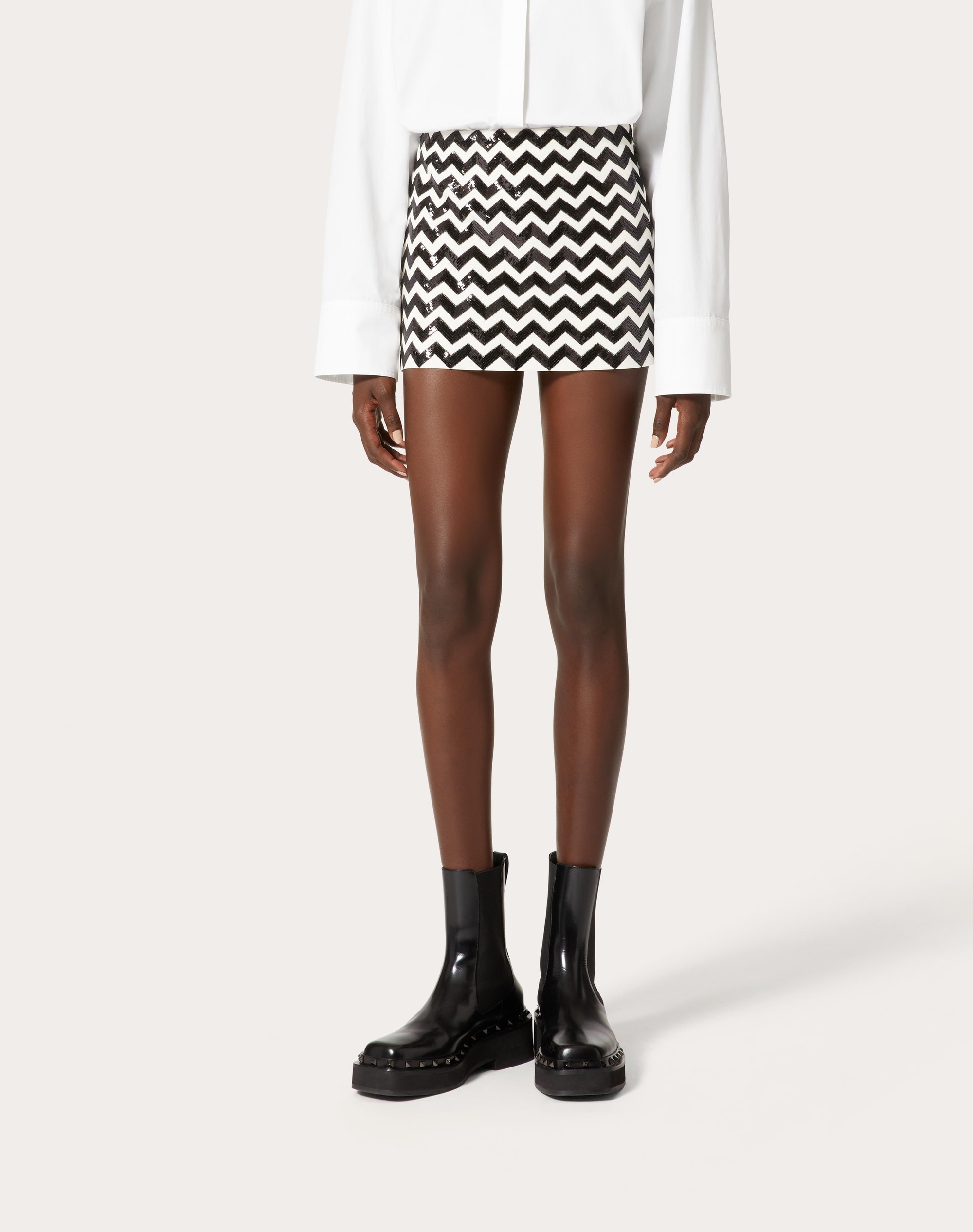 EMBROIDERED CREPE COUTURE SKORT - 3