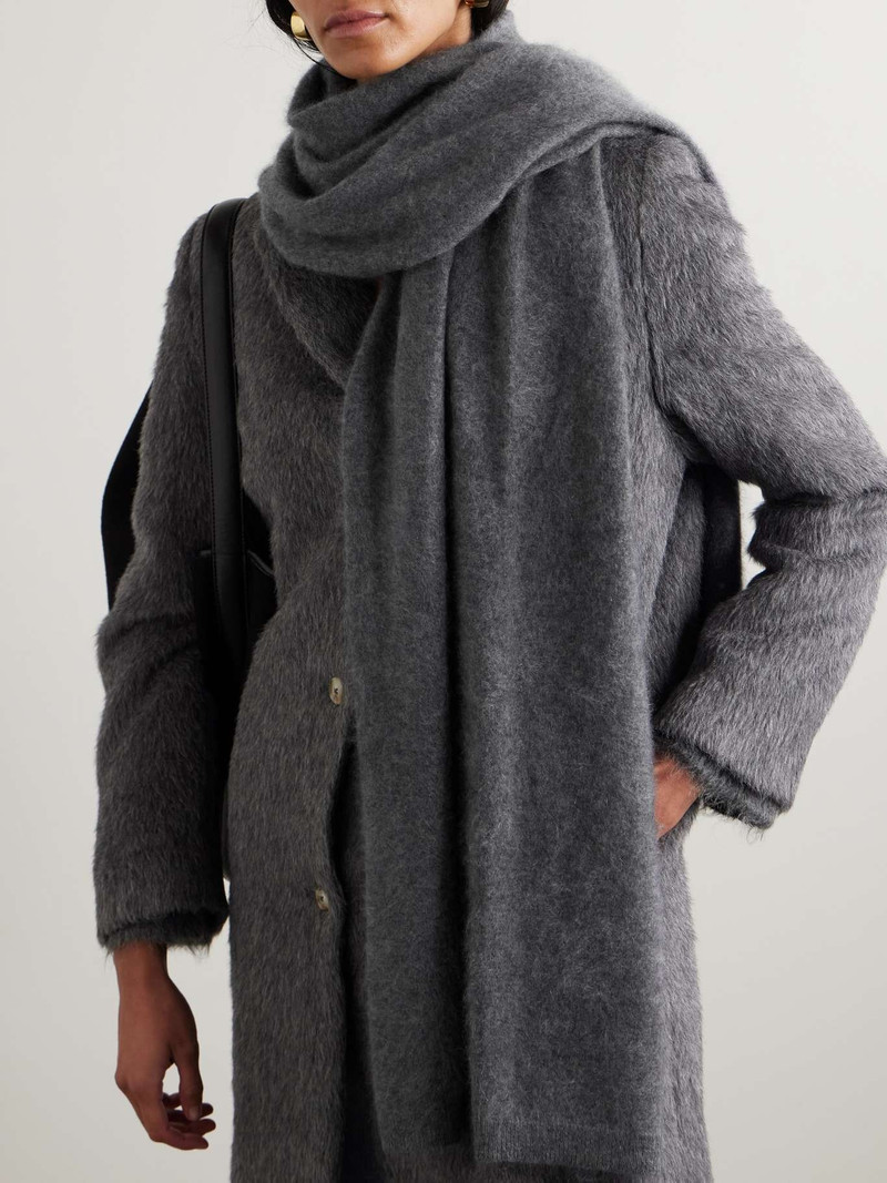LISA YANG Brushed cashmere scarf Gray outlook