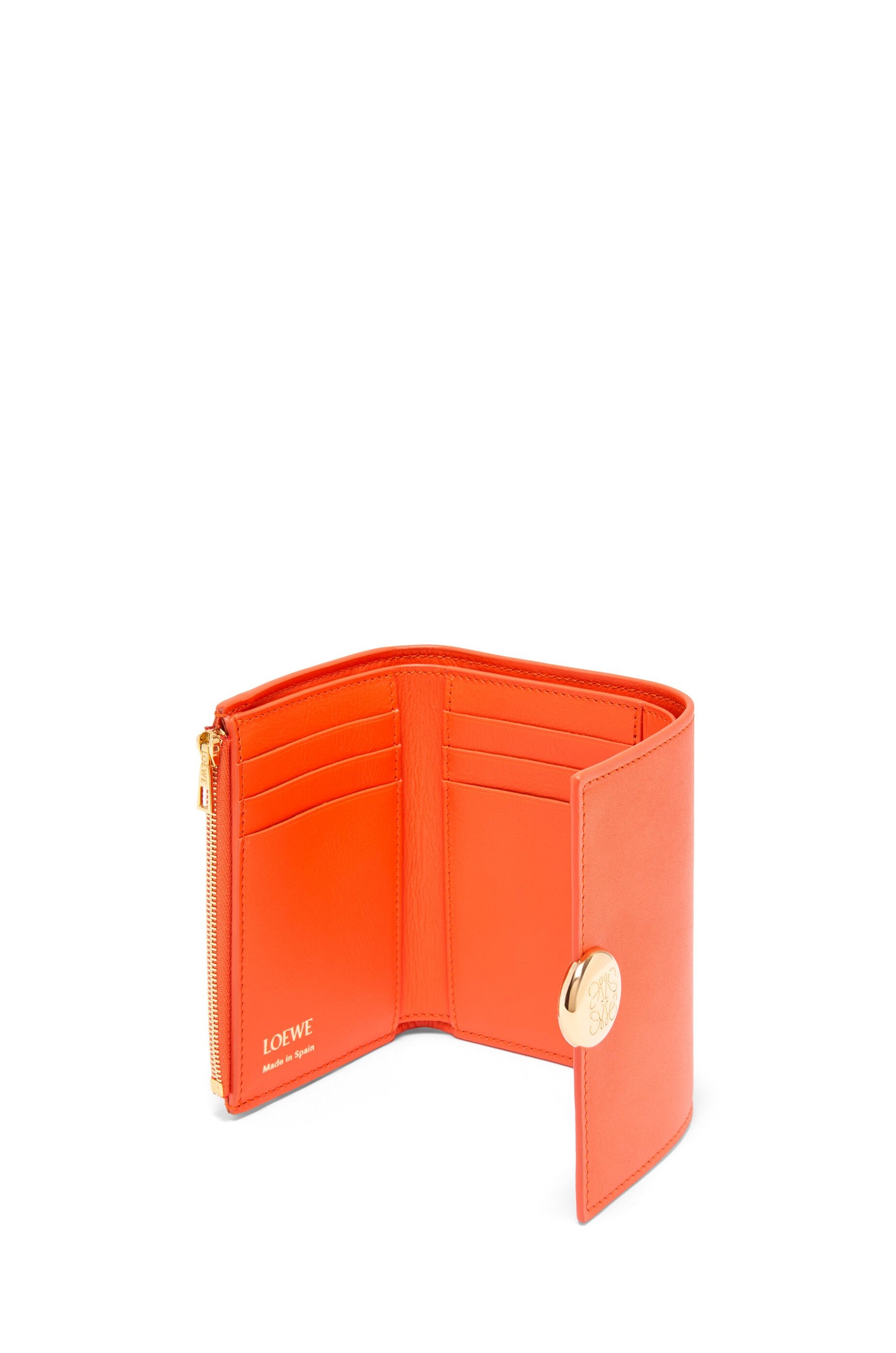Pebble small vertical wallet in shiny nappa calfskin - 3