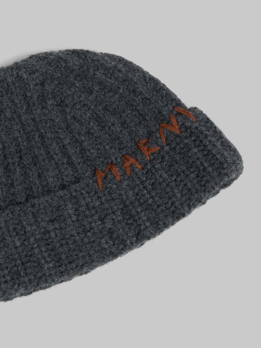 GREY SHETLAND WOOL BEANIE WITH MARNI MENDING - 4