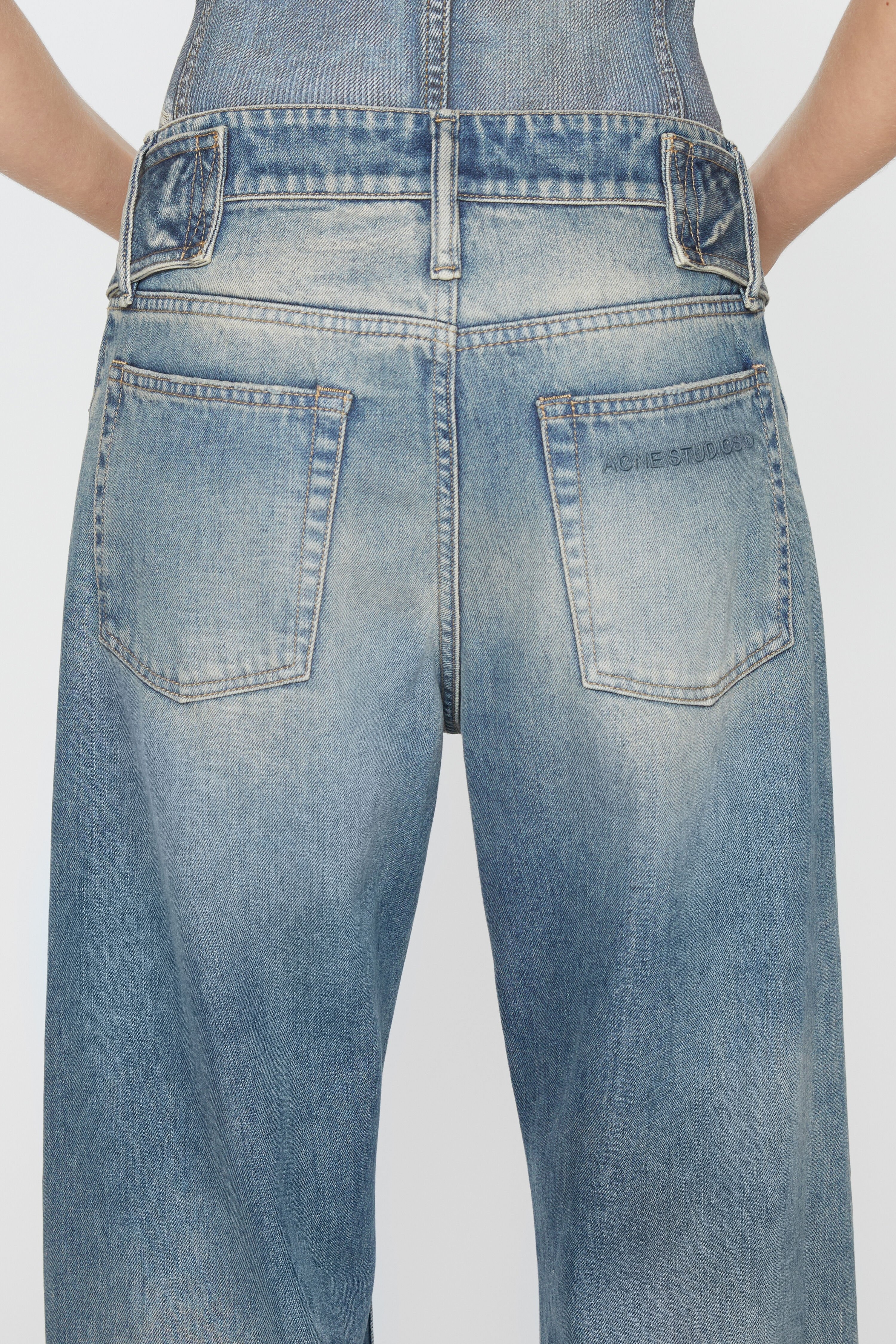 Belted jeans - Relaxed fit - Mid Blue - 8