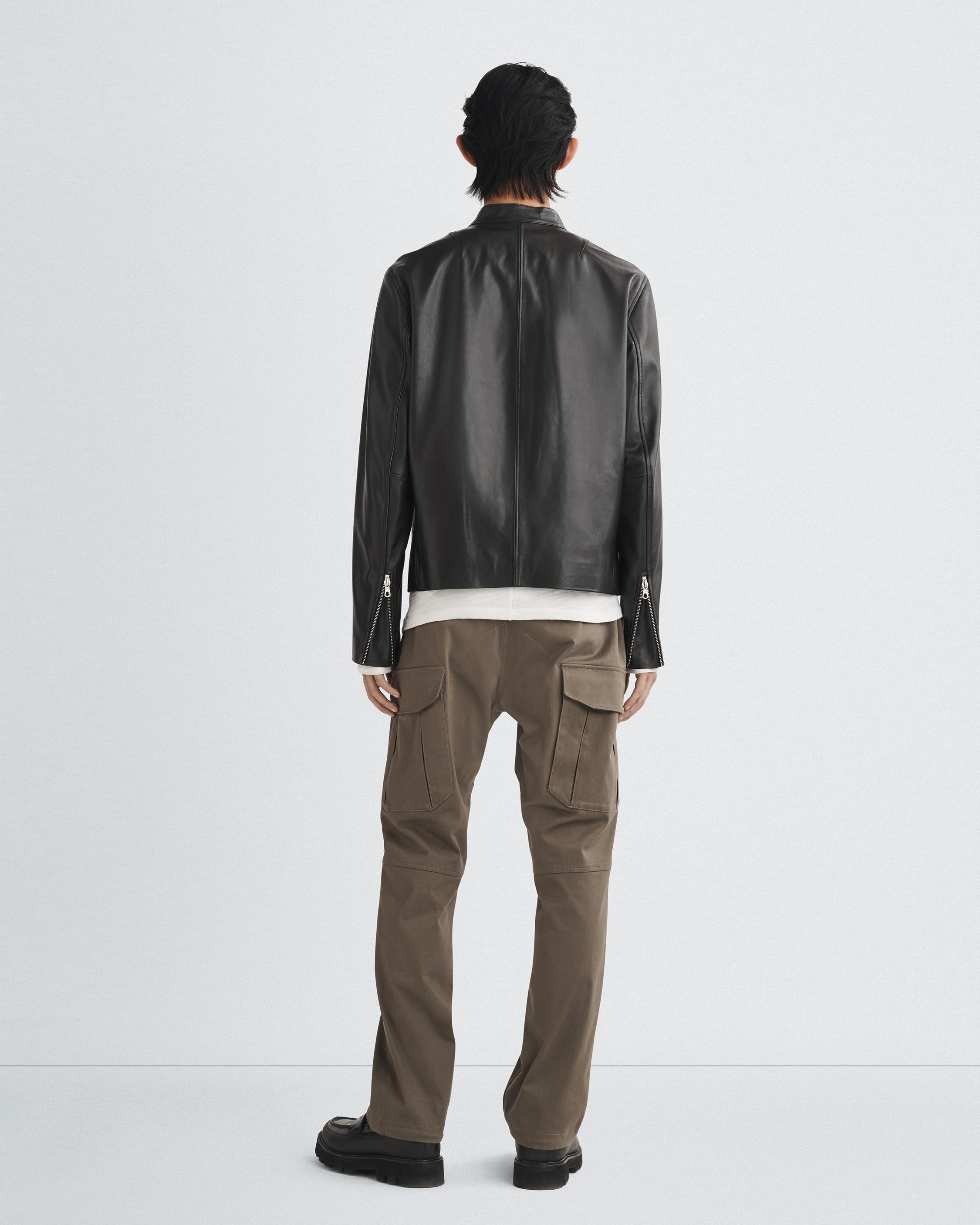 Flynt Cotton Cargo Pant
Classic Fit Pant - 5