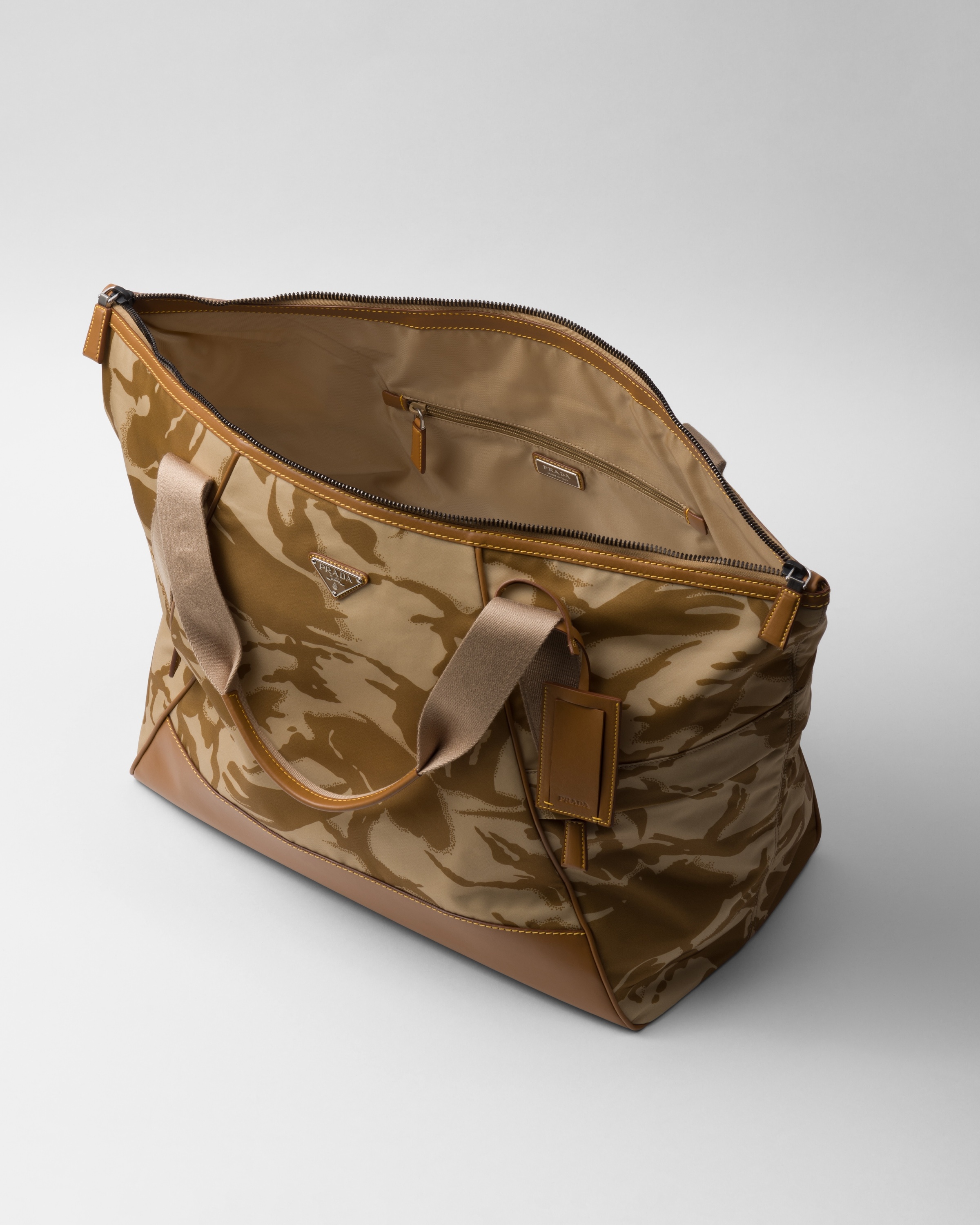 Re-Nylon and leather duffel bag - 4